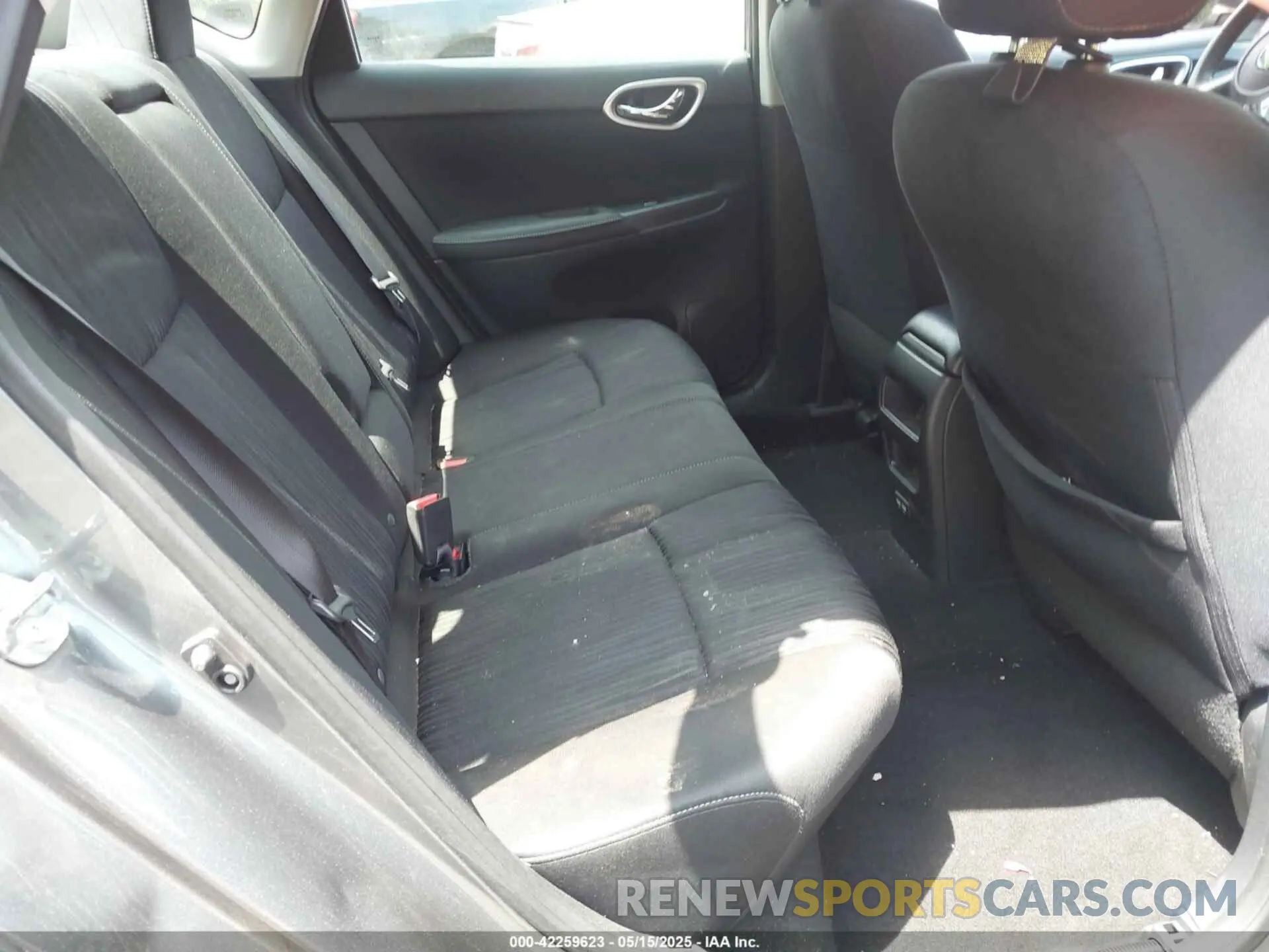 8 fotografías del automóvil dañado 3N1AB7AP7KY212778 NISSAN SENTRA 2019