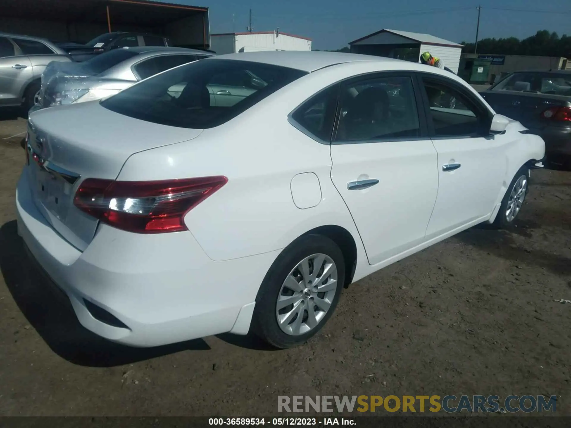 4 fotografías del automóvil dañado 3N1AB7AP7KY221674 NISSAN SENTRA 2019