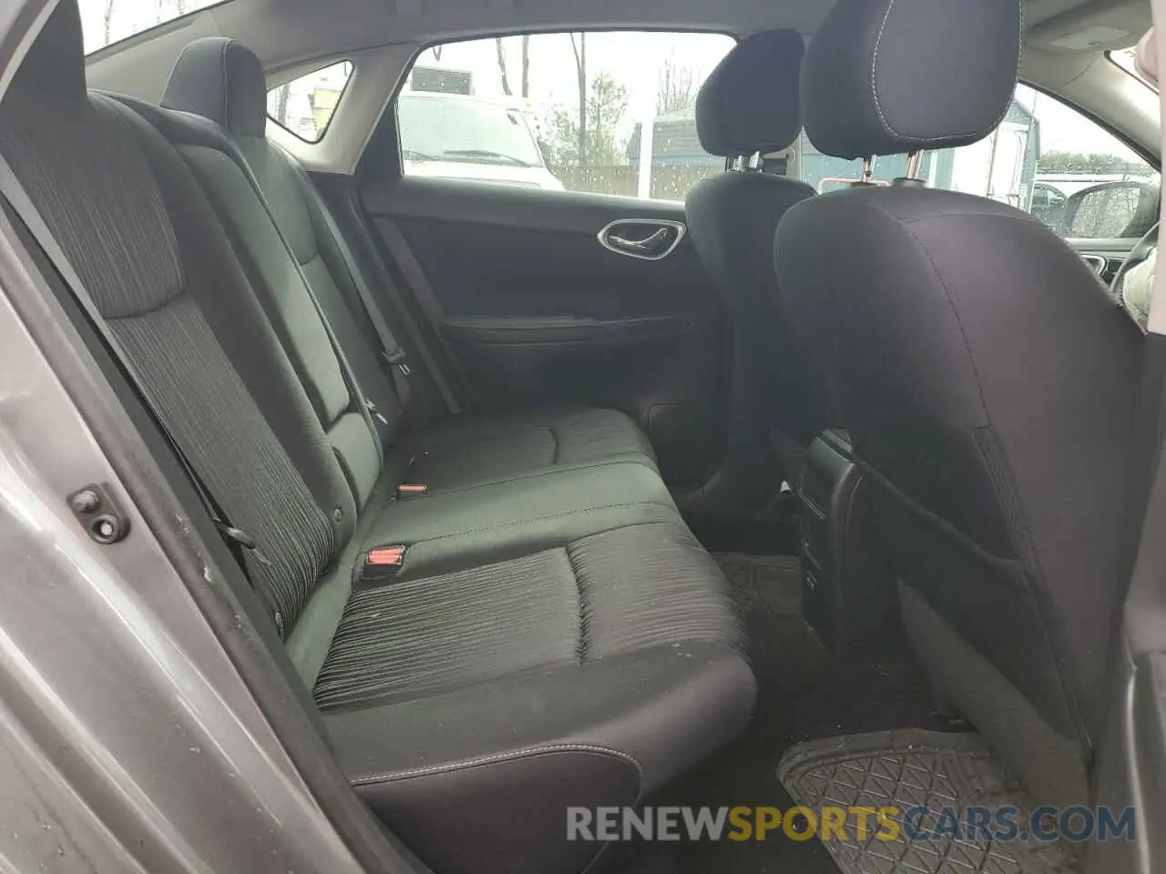 10 fotografías del automóvil dañado 3N1AB7AP7KY236241 NISSAN SENTRA 2019