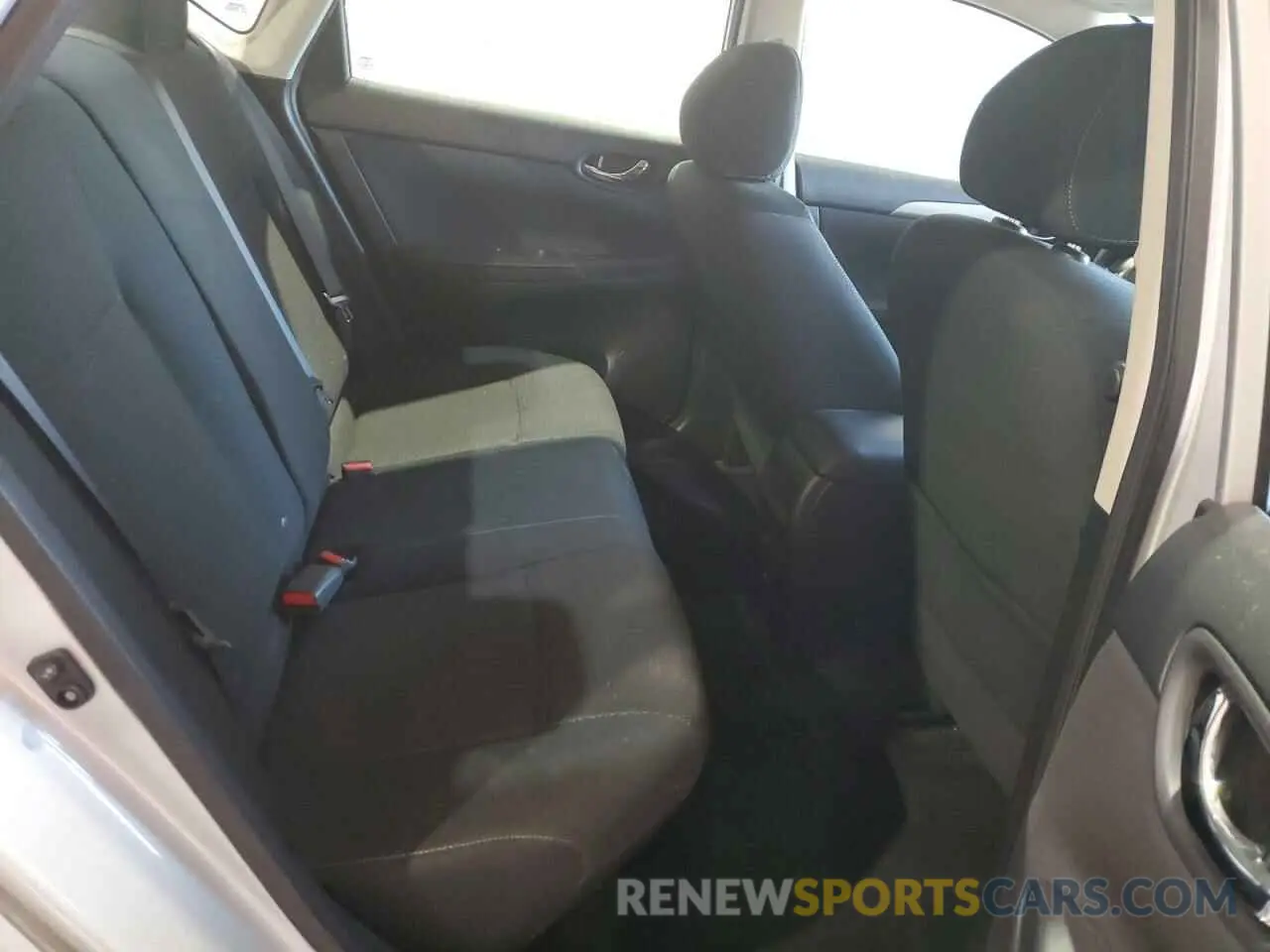 10 fotografías del automóvil dañado 3N1AB7AP7KY250723 NISSAN SENTRA 2019