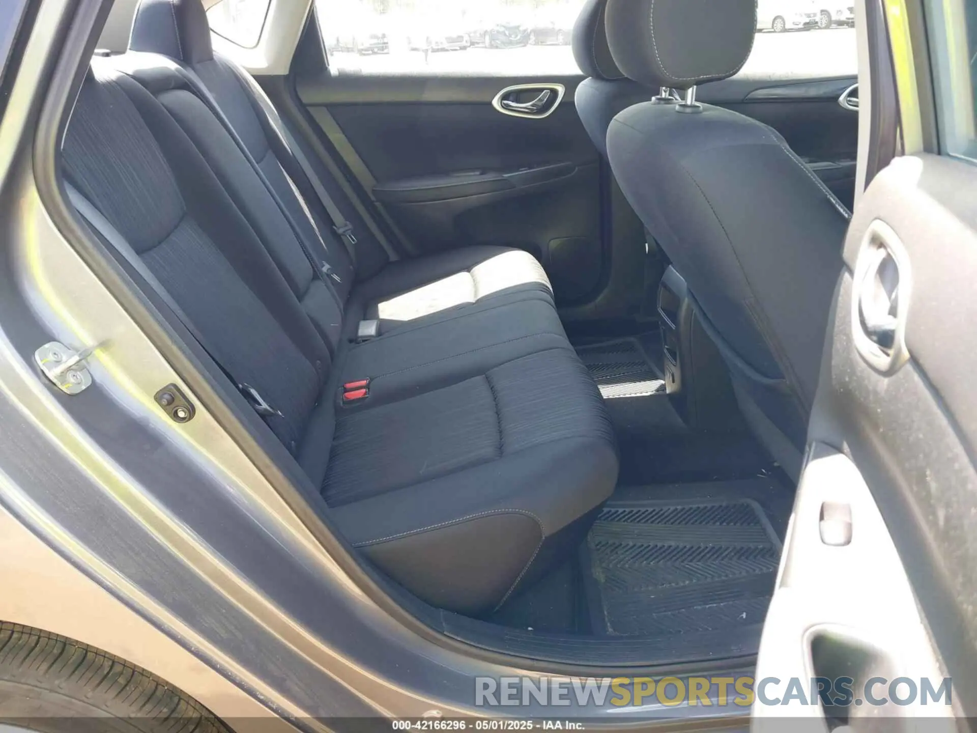 8 fotografías del automóvil dañado 3N1AB7AP7KY255226 NISSAN SENTRA 2019