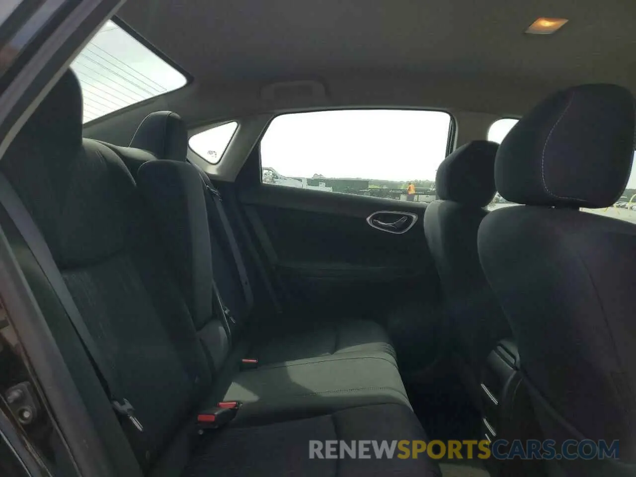 10 fotografías del automóvil dañado 3N1AB7AP7KY255503 NISSAN SENTRA 2019