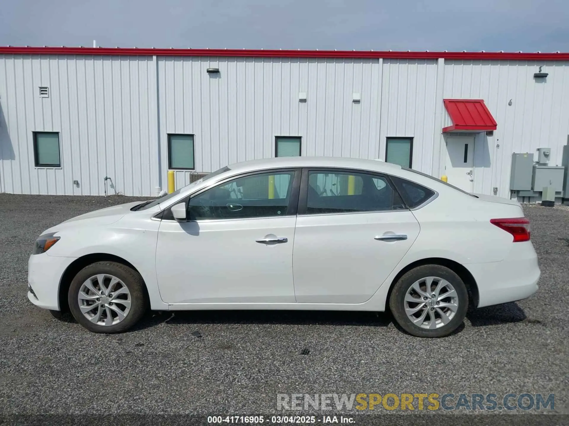 14 fotografías del automóvil dañado 3N1AB7AP7KY261205 NISSAN SENTRA 2019