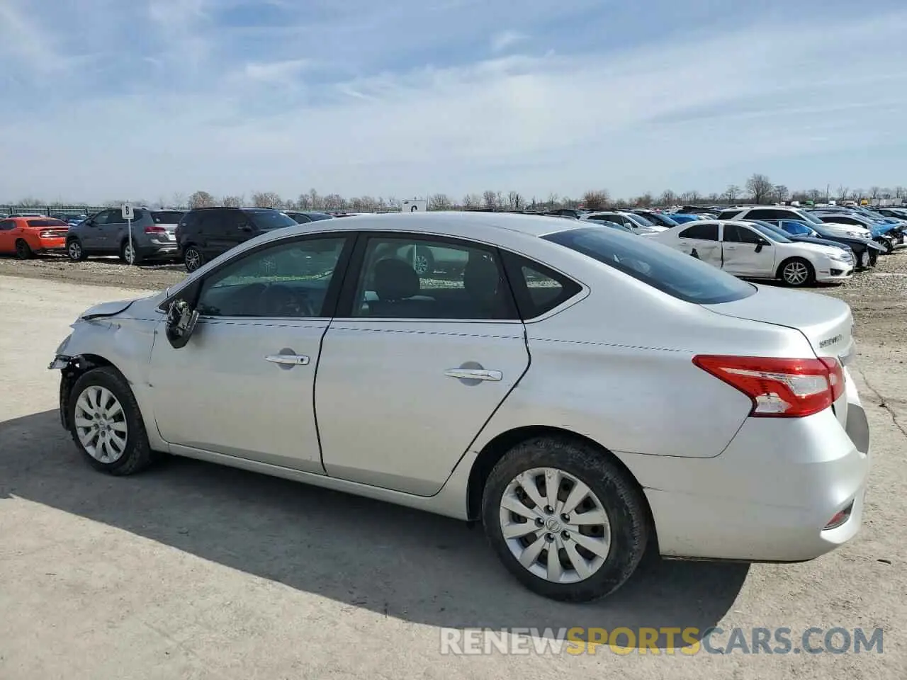 2 fotografías del automóvil dañado 3N1AB7AP7KY267375 NISSAN SENTRA 2019