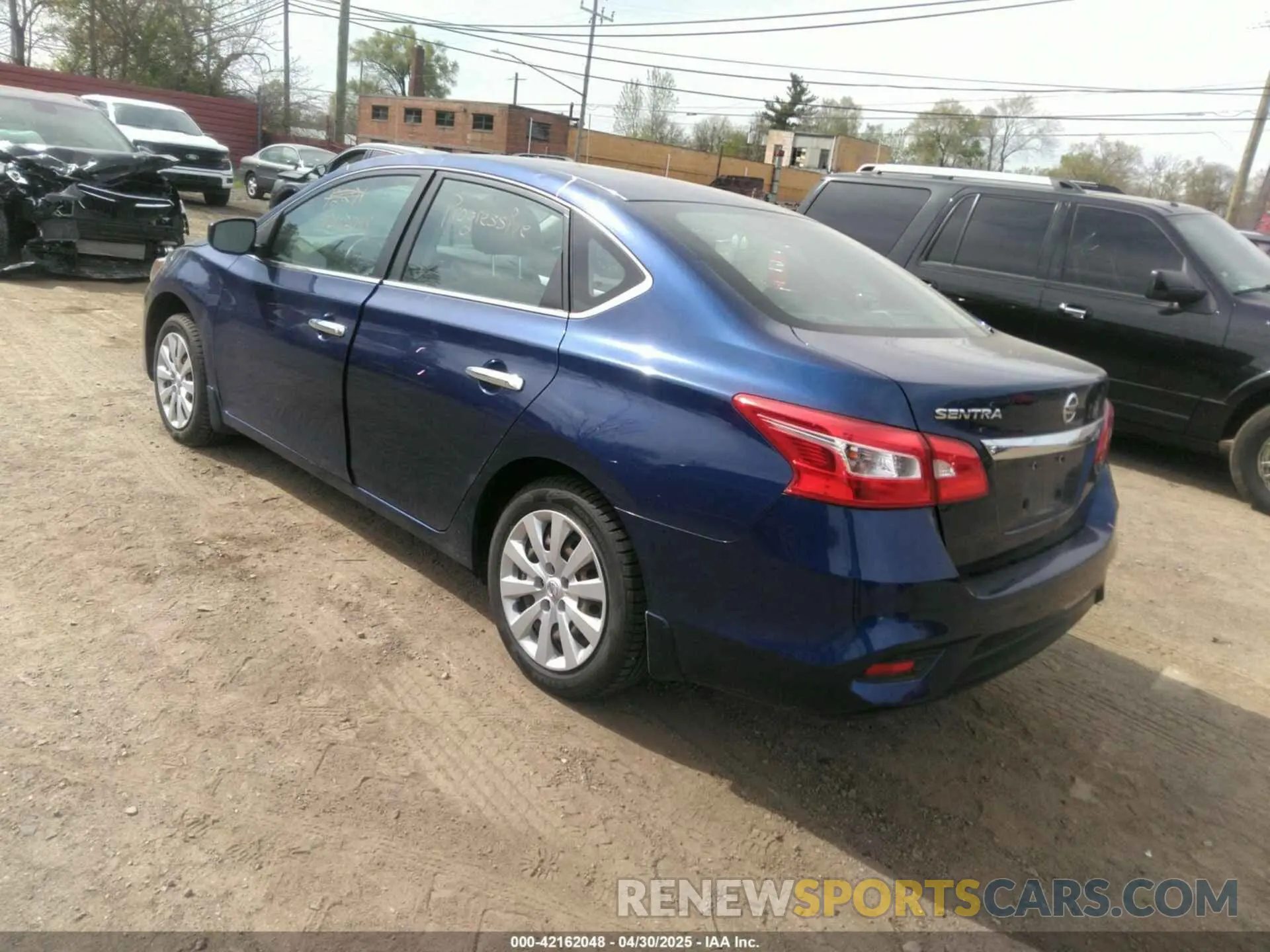 3 fotografías del automóvil dañado 3N1AB7AP7KY276304 NISSAN SENTRA 2019