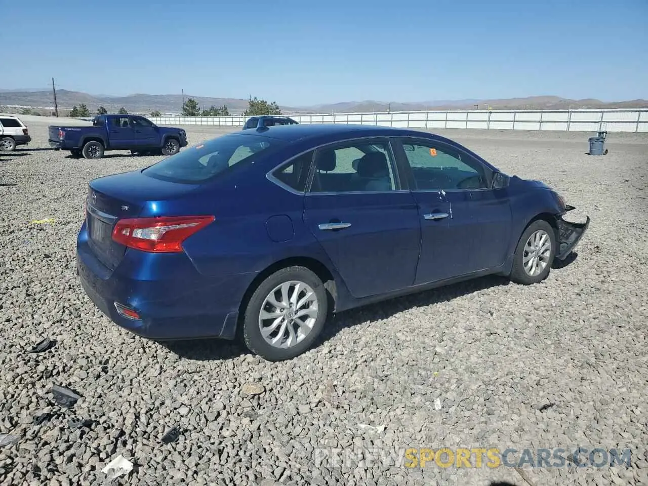 3 fotografías del automóvil dañado 3N1AB7AP7KY286105 NISSAN SENTRA 2019