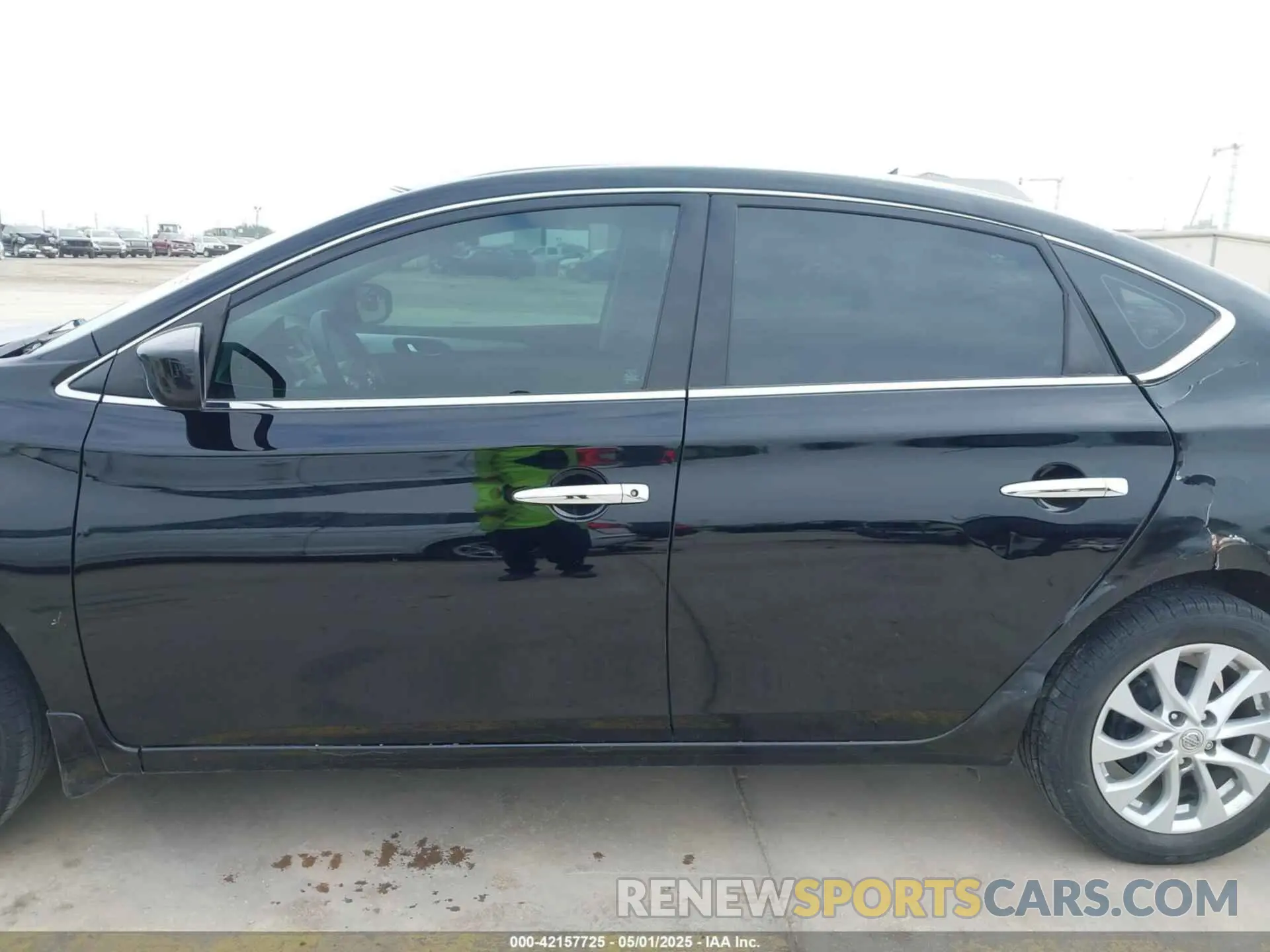 14 fotografías del automóvil dañado 3N1AB7AP7KY296830 NISSAN SENTRA 2019