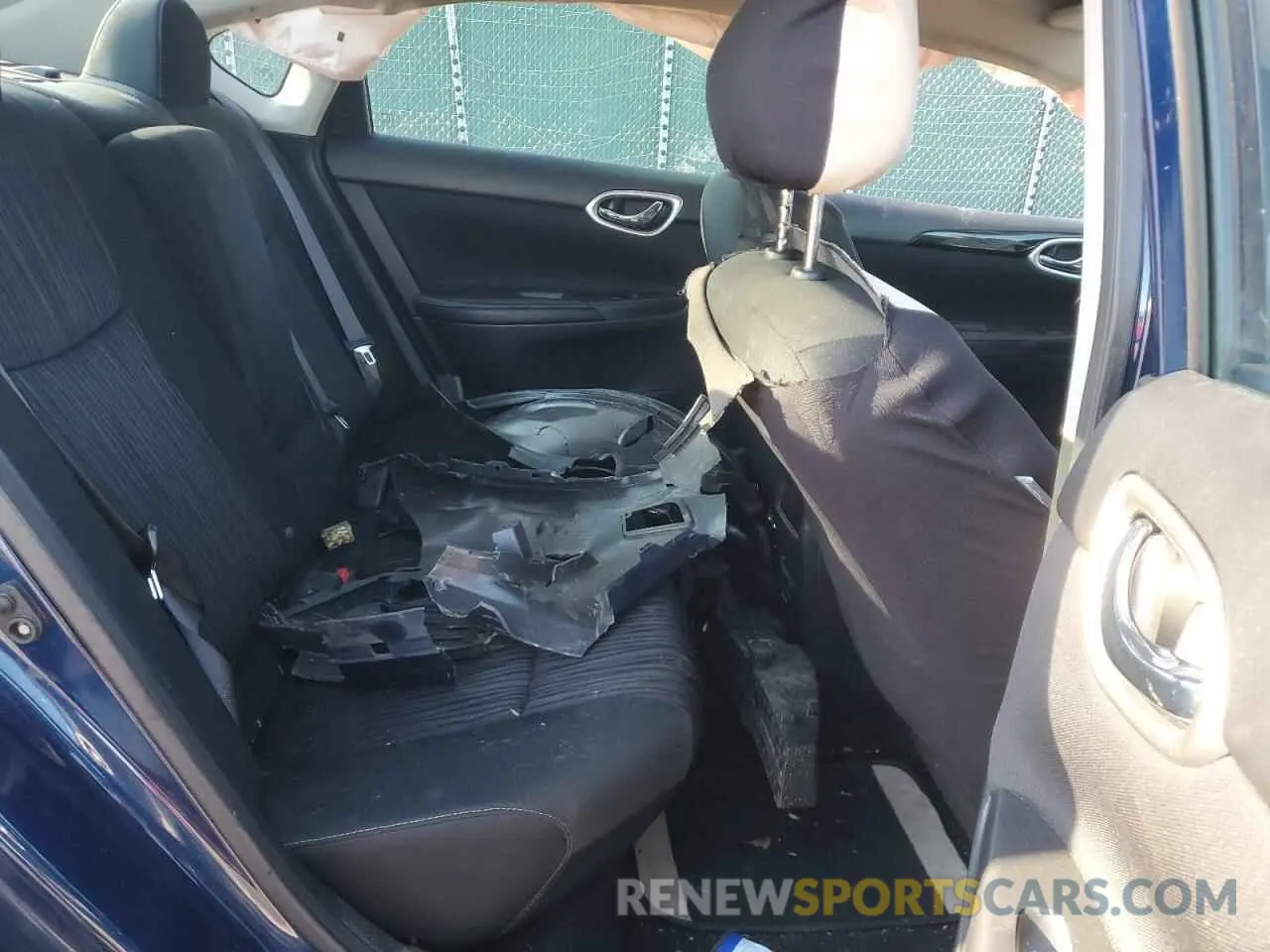 10 fotografías del automóvil dañado 3N1AB7AP7KY309866 NISSAN SENTRA 2019