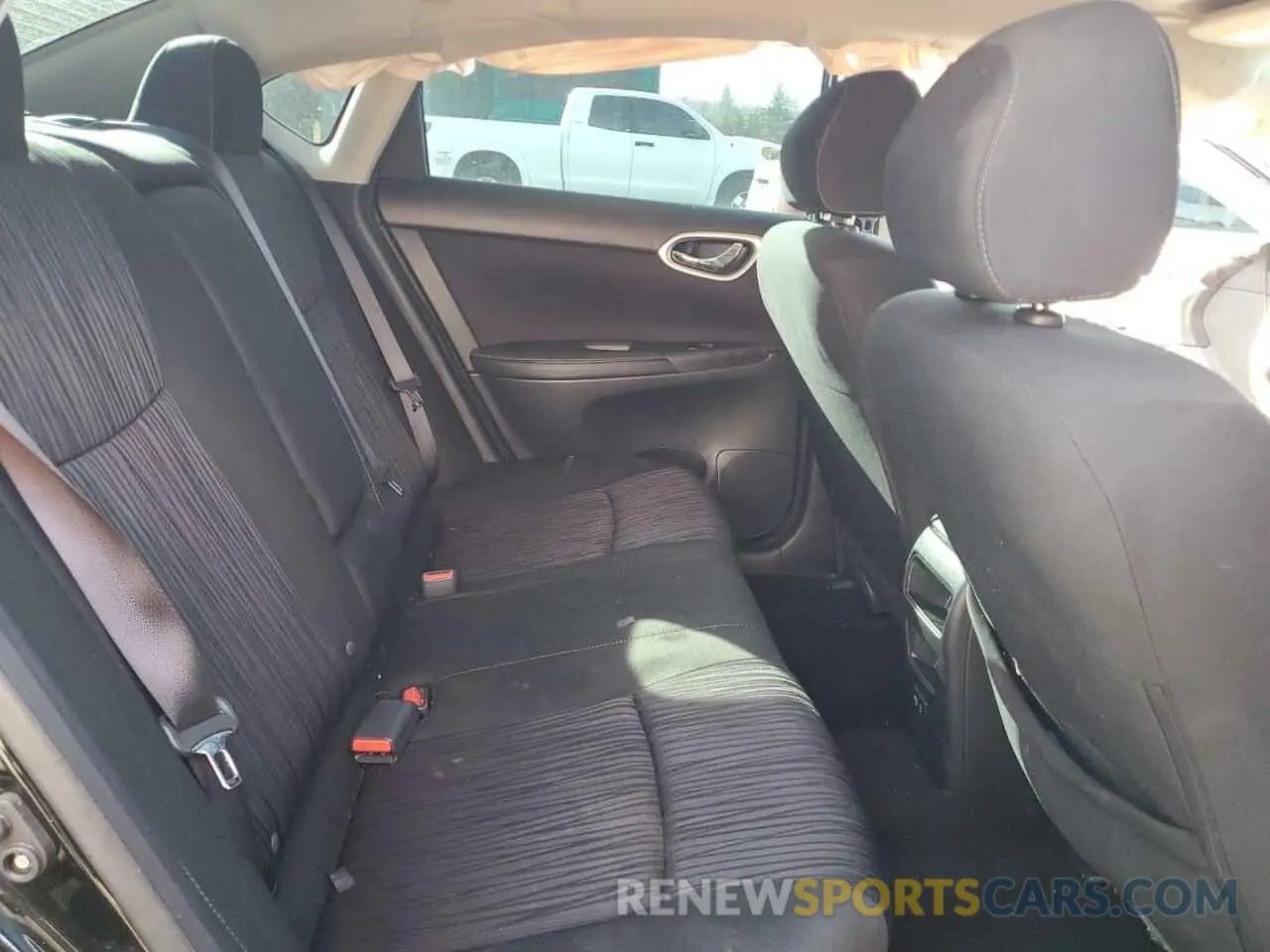11 fotografías del automóvil dañado 3N1AB7AP7KY316512 NISSAN SENTRA 2019
