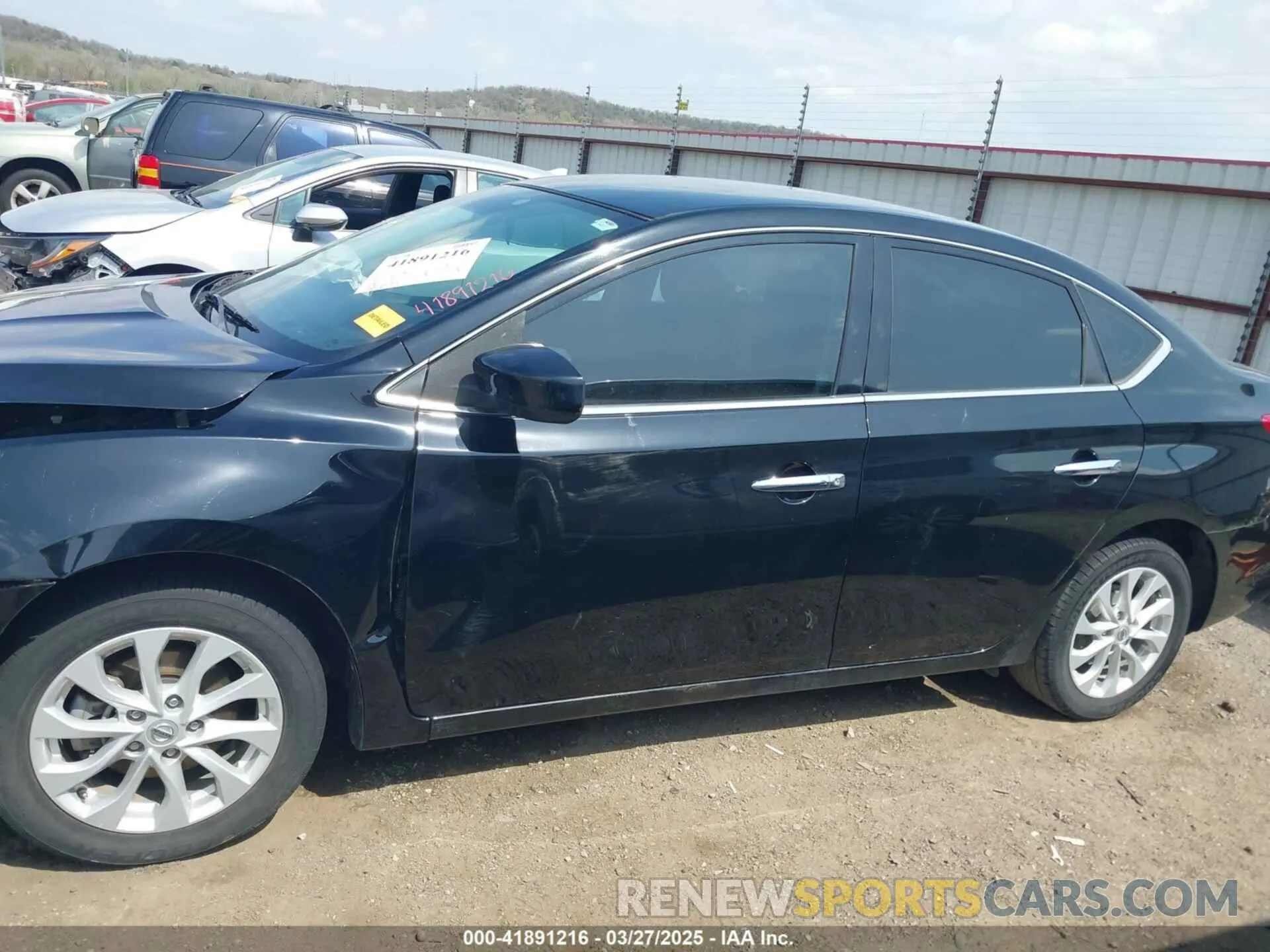 14 fotografías del automóvil dañado 3N1AB7AP7KY368562 NISSAN SENTRA 2019