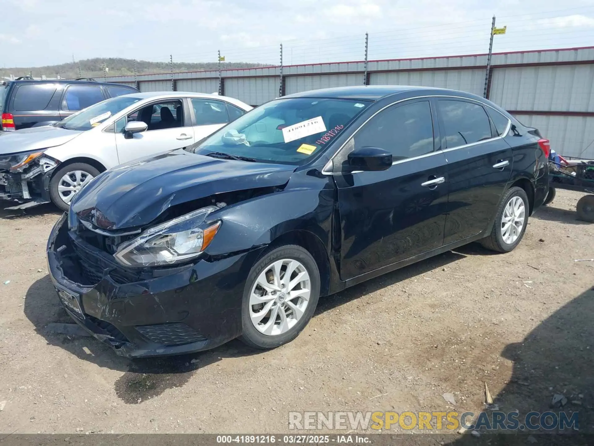2 fotografías del automóvil dañado 3N1AB7AP7KY368562 NISSAN SENTRA 2019