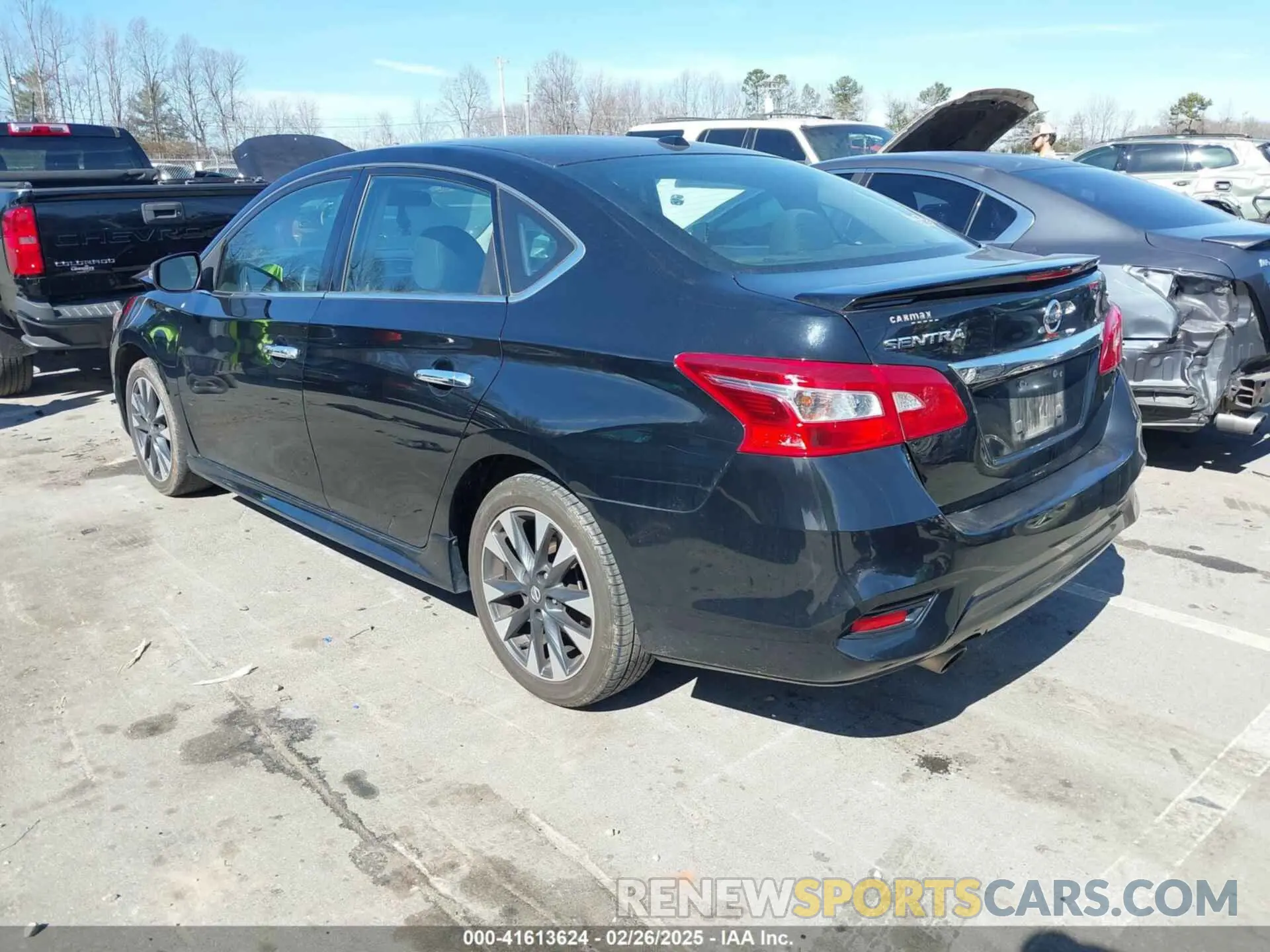 3 fotografías del automóvil dañado 3N1AB7AP7KY371641 NISSAN SENTRA 2019