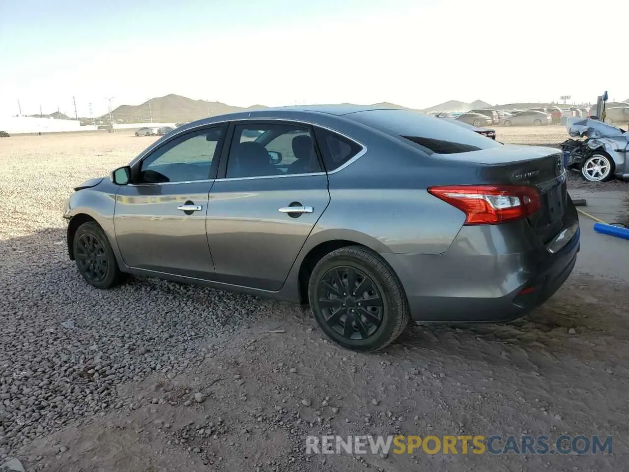 2 fotografías del automóvil dañado 3N1AB7AP7KY376337 NISSAN SENTRA 2019