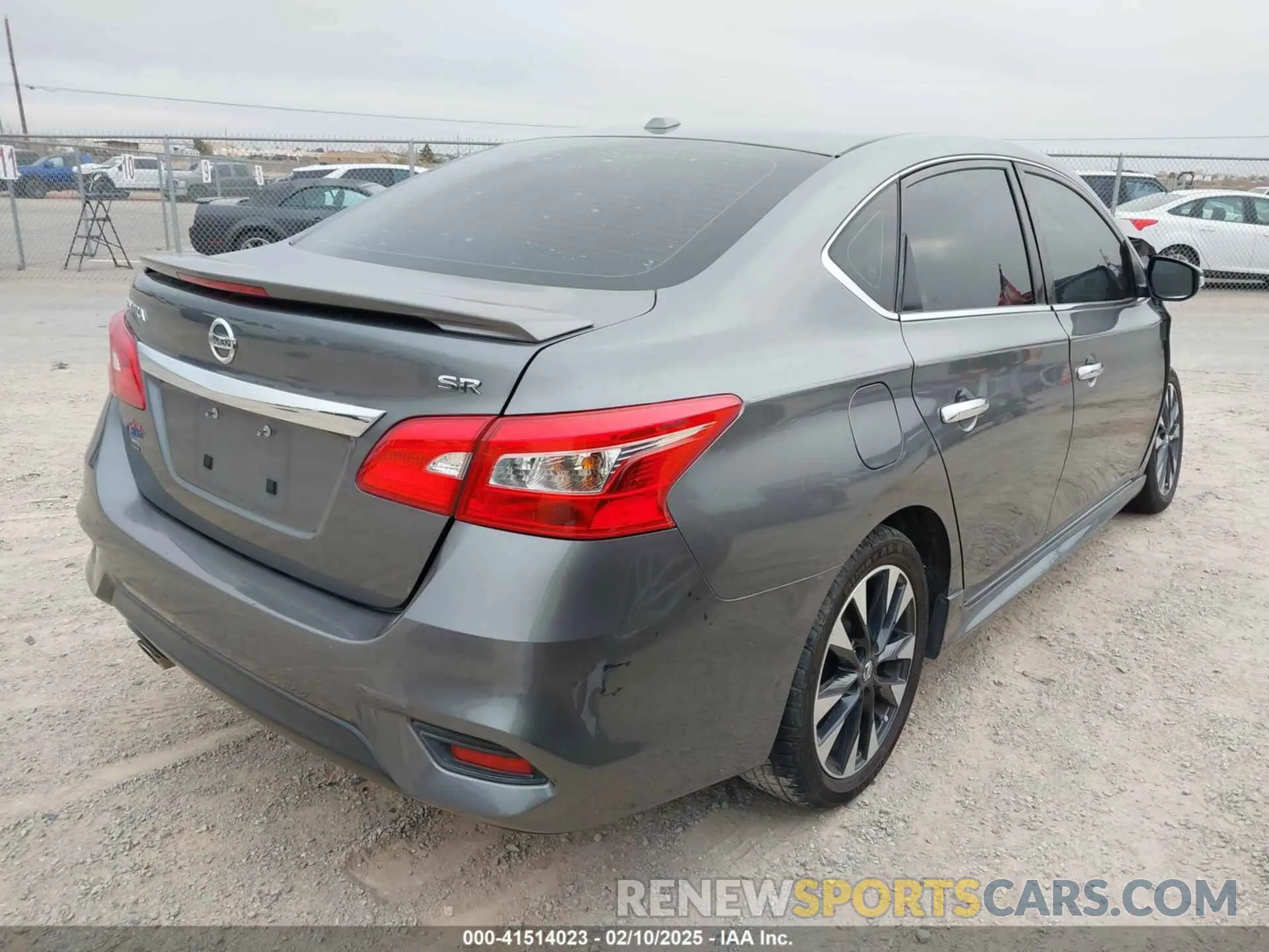 4 fotografías del automóvil dañado 3N1AB7AP7KY396877 NISSAN SENTRA 2019