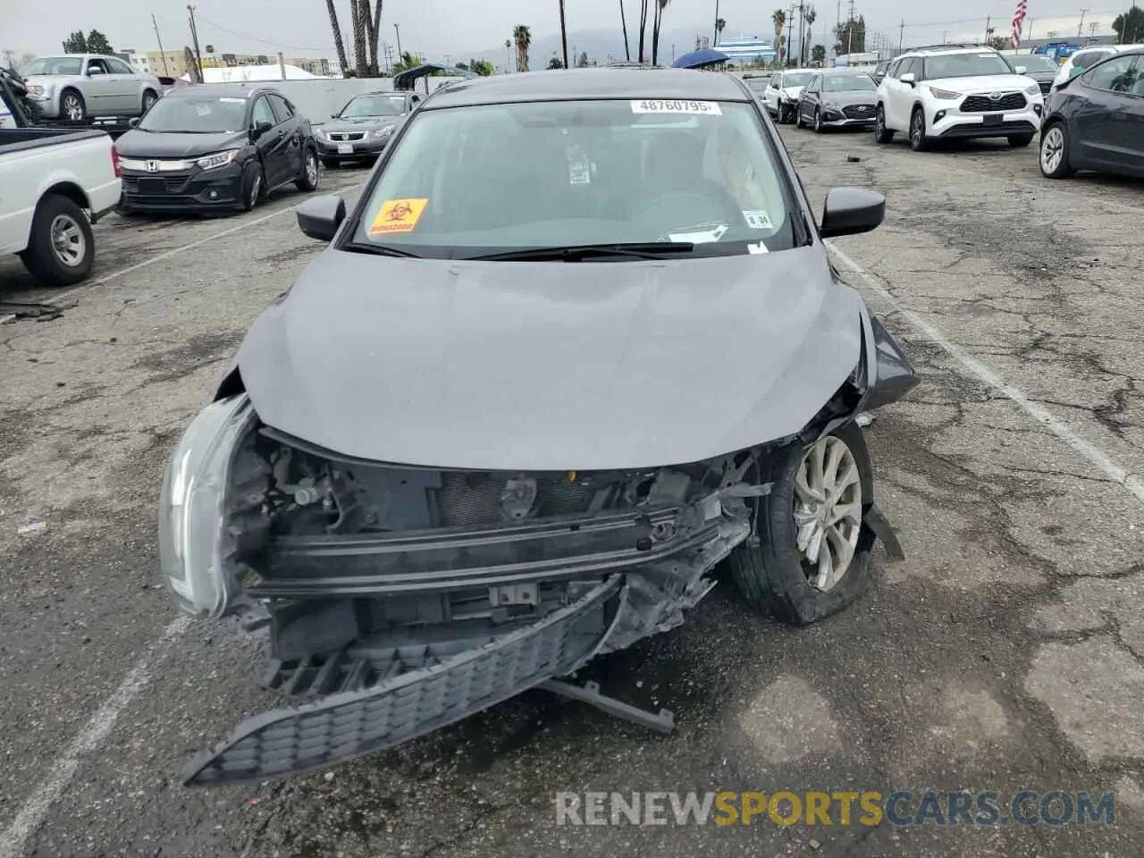 5 fotografías del automóvil dañado 3N1AB7AP7KY401723 NISSAN SENTRA 2019