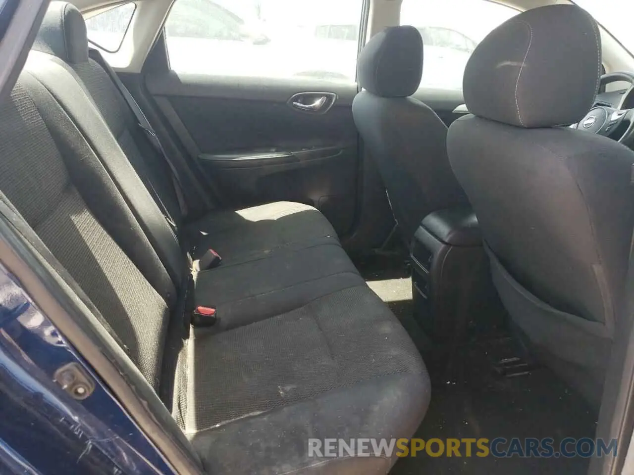 10 fotografías del automóvil dañado 3N1AB7AP7KY412379 NISSAN SENTRA 2019