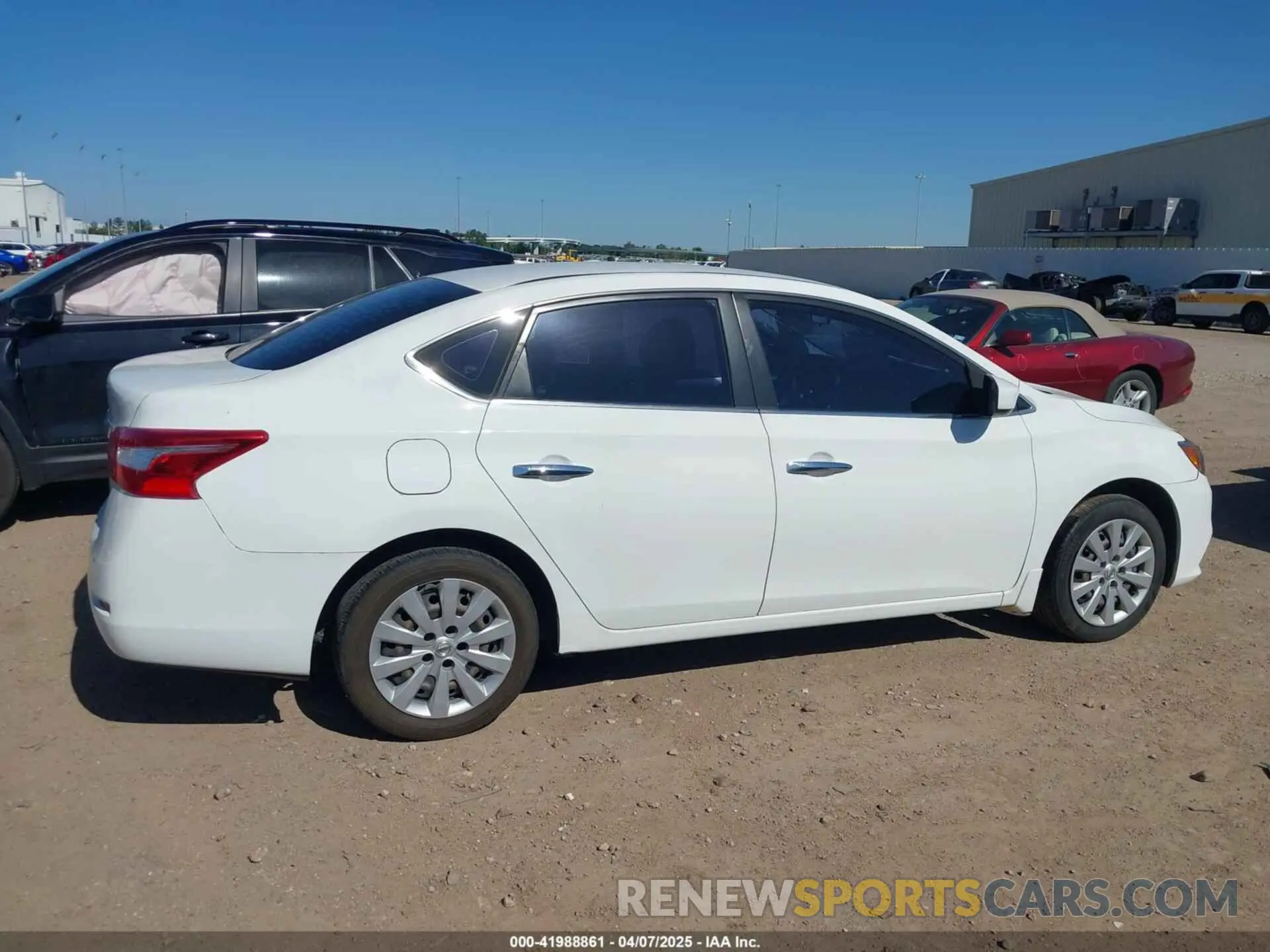 13 fotografías del automóvil dañado 3N1AB7AP7KY434477 NISSAN SENTRA 2019