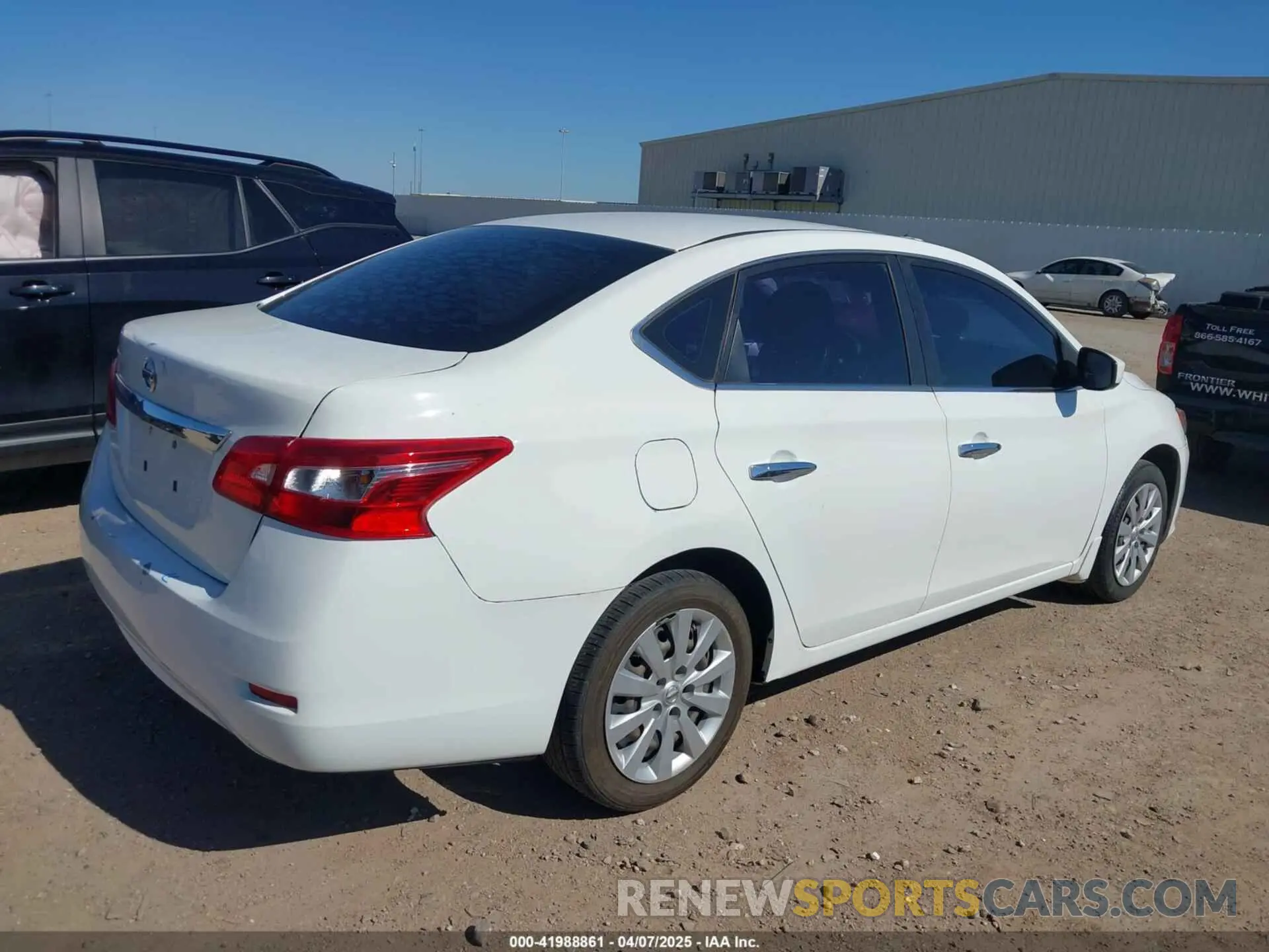 4 fotografías del automóvil dañado 3N1AB7AP7KY434477 NISSAN SENTRA 2019