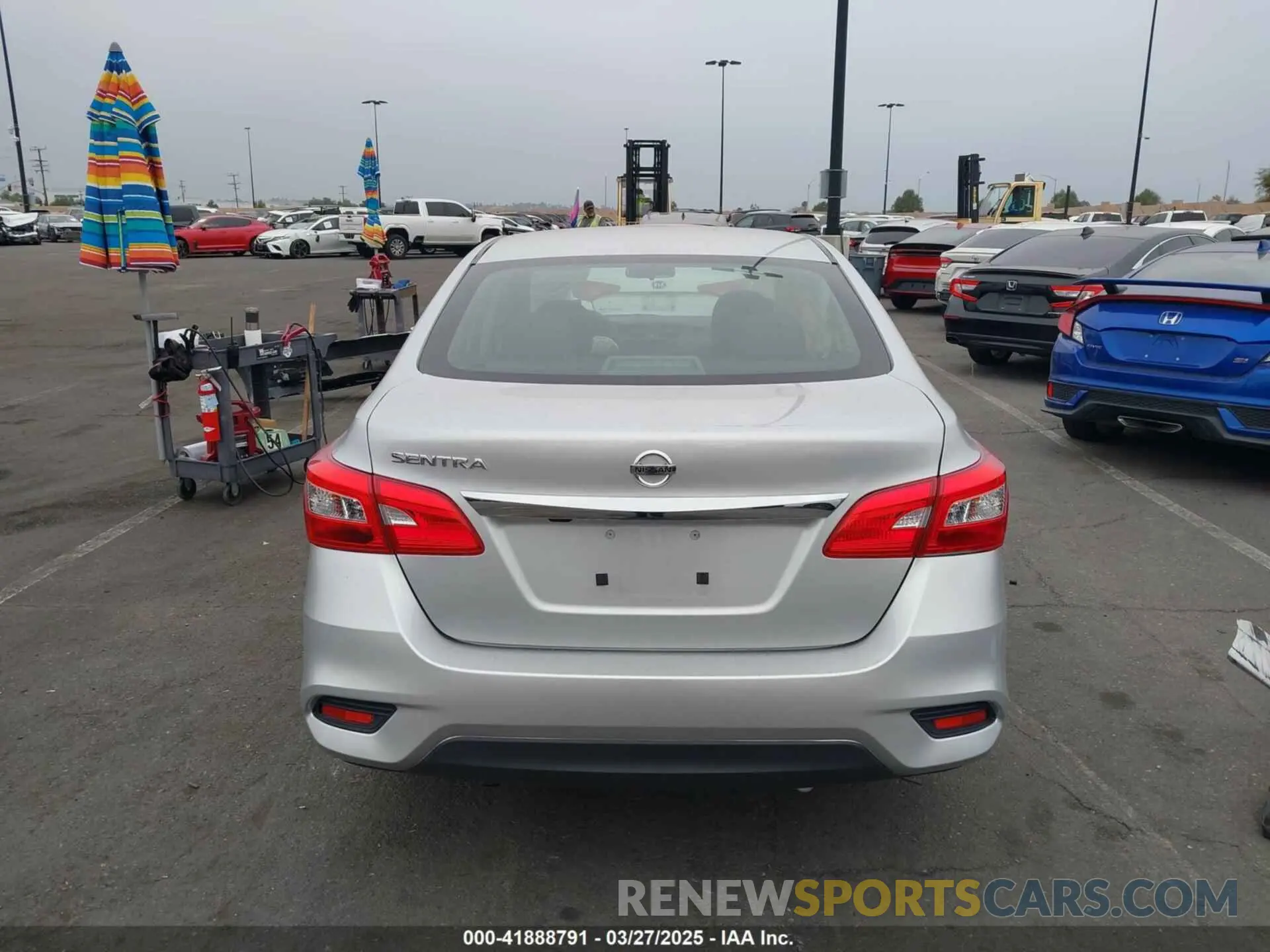 17 fotografías del automóvil dañado 3N1AB7AP7KY452896 NISSAN SENTRA 2019
