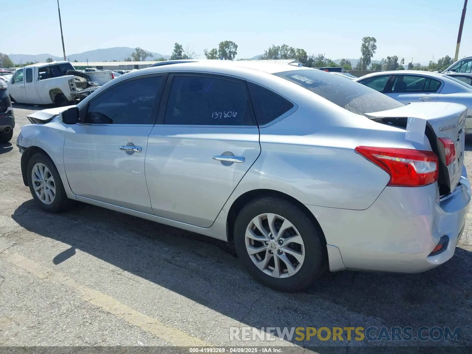 14 fotografías del automóvil dañado 3N1AB7AP7KY454843 NISSAN SENTRA 2019
