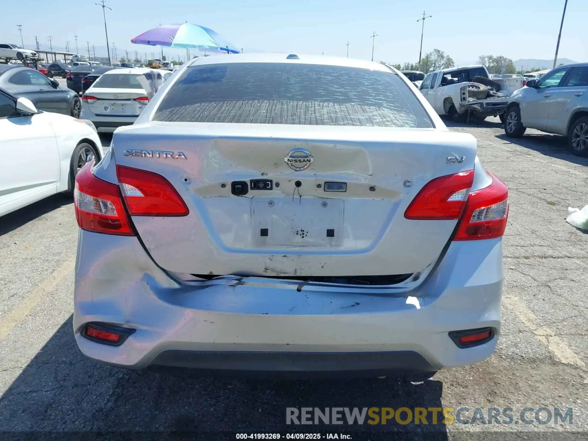 16 fotografías del automóvil dañado 3N1AB7AP7KY454843 NISSAN SENTRA 2019