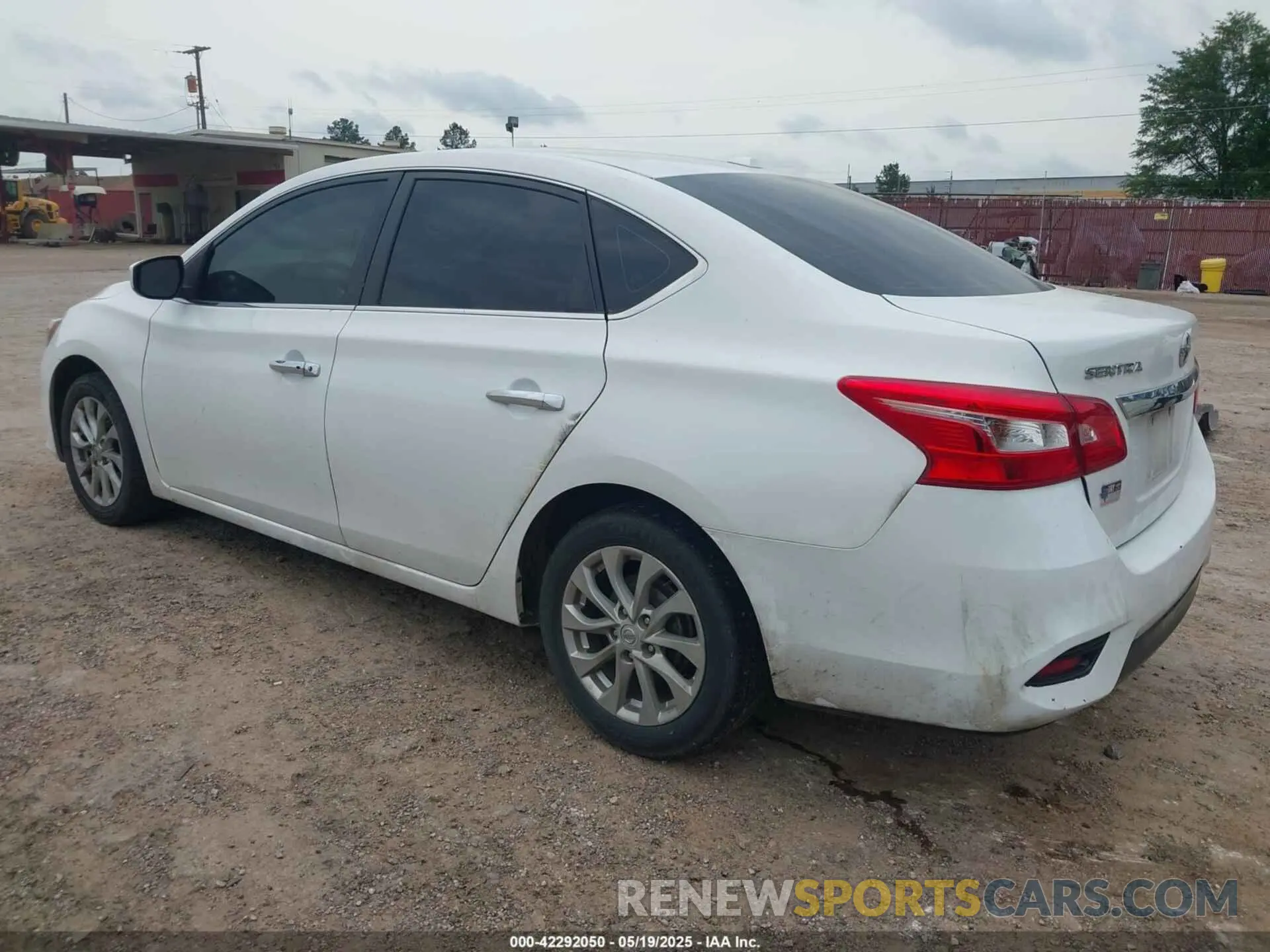 3 fotografías del automóvil dañado 3N1AB7AP8KL615598 NISSAN SENTRA 2019