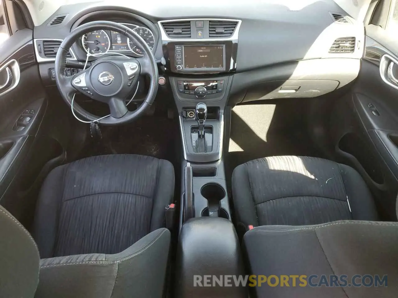 8 fotografías del automóvil dañado 3N1AB7AP8KL620610 NISSAN SENTRA 2019
