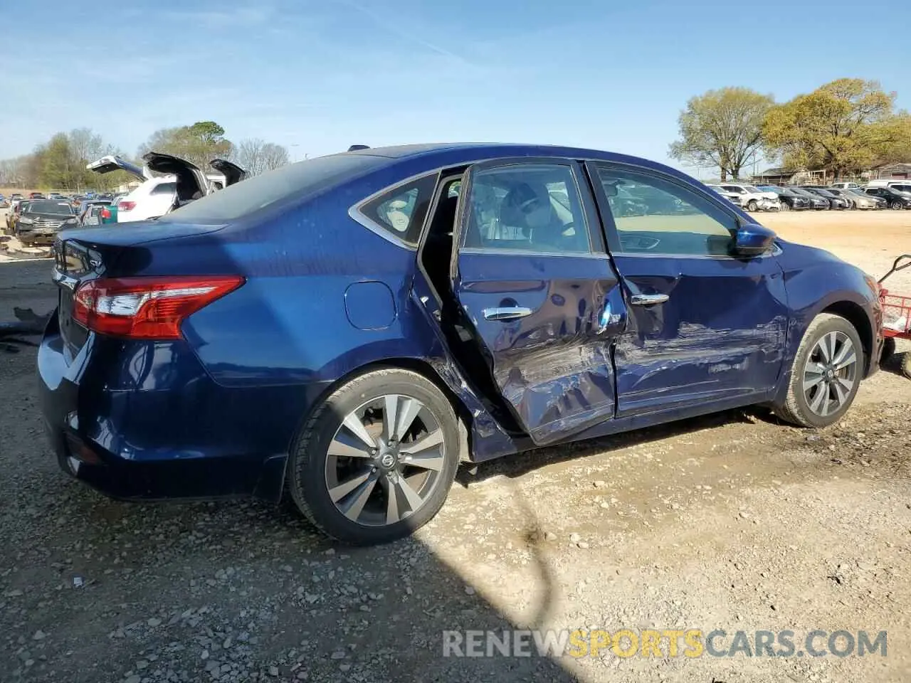 3 fotografías del automóvil dañado 3N1AB7AP8KY204527 NISSAN SENTRA 2019