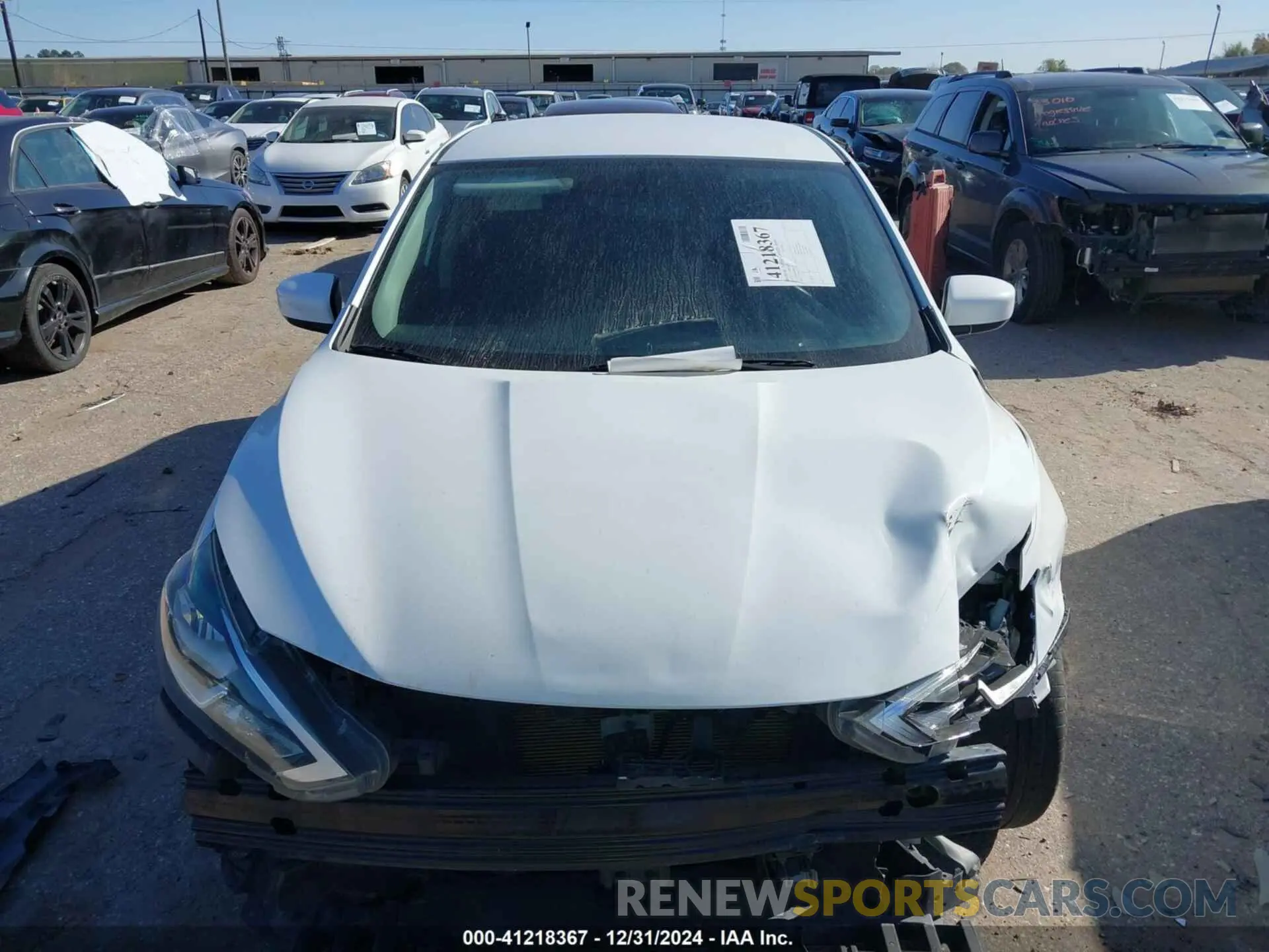12 fotografías del automóvil dañado 3N1AB7AP8KY217231 NISSAN SENTRA 2019