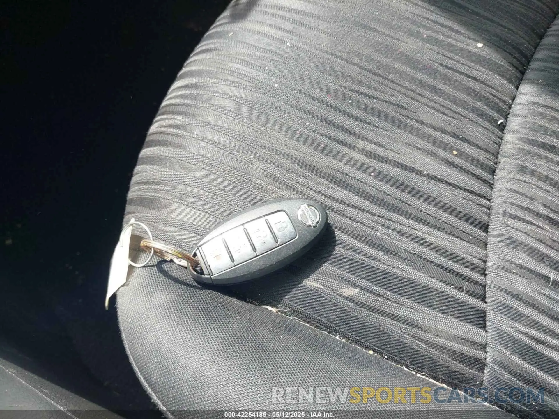 11 fotografías del automóvil dañado 3N1AB7AP8KY225975 NISSAN SENTRA 2019