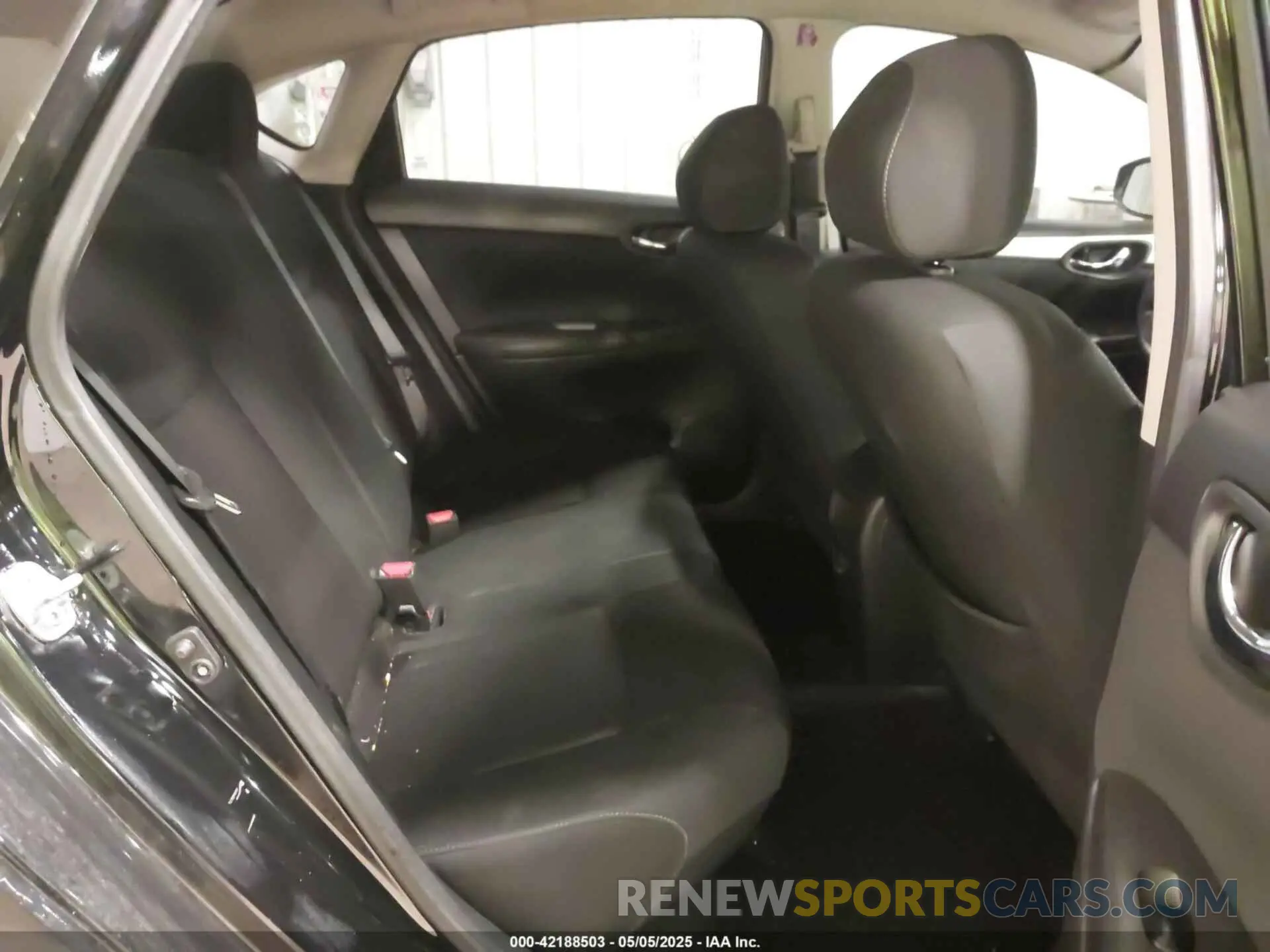 8 fotografías del automóvil dañado 3N1AB7AP8KY227726 NISSAN SENTRA 2019