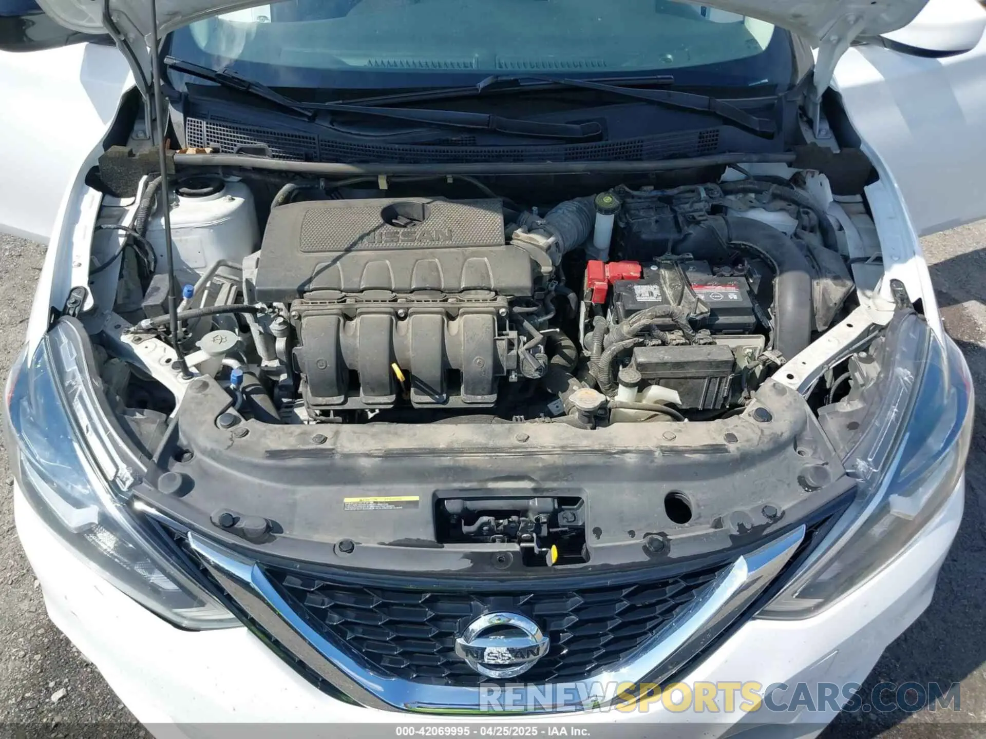 10 fotografías del automóvil dañado 3N1AB7AP8KY237172 NISSAN SENTRA 2019