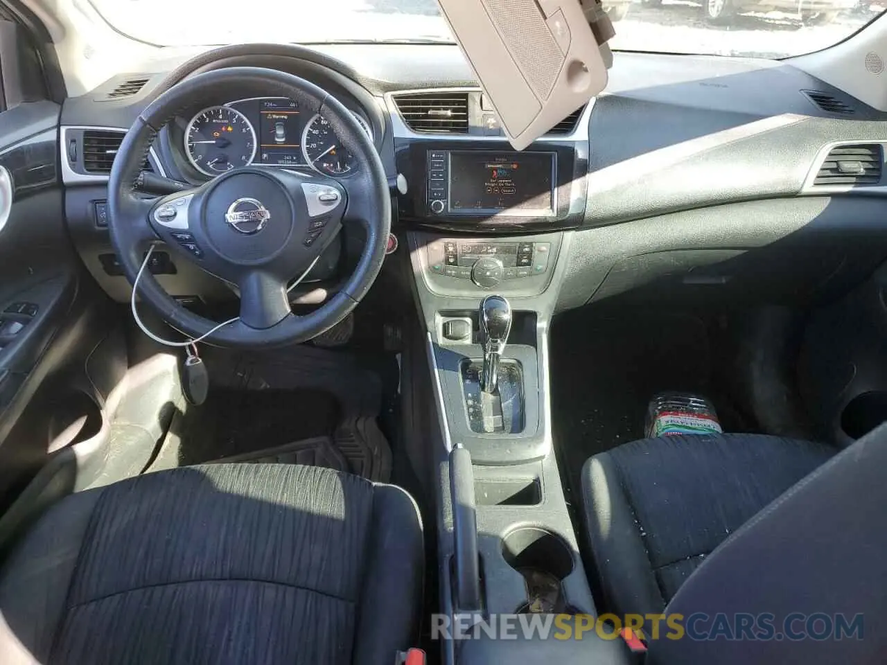 8 fotografías del automóvil dañado 3N1AB7AP8KY239469 NISSAN SENTRA 2019