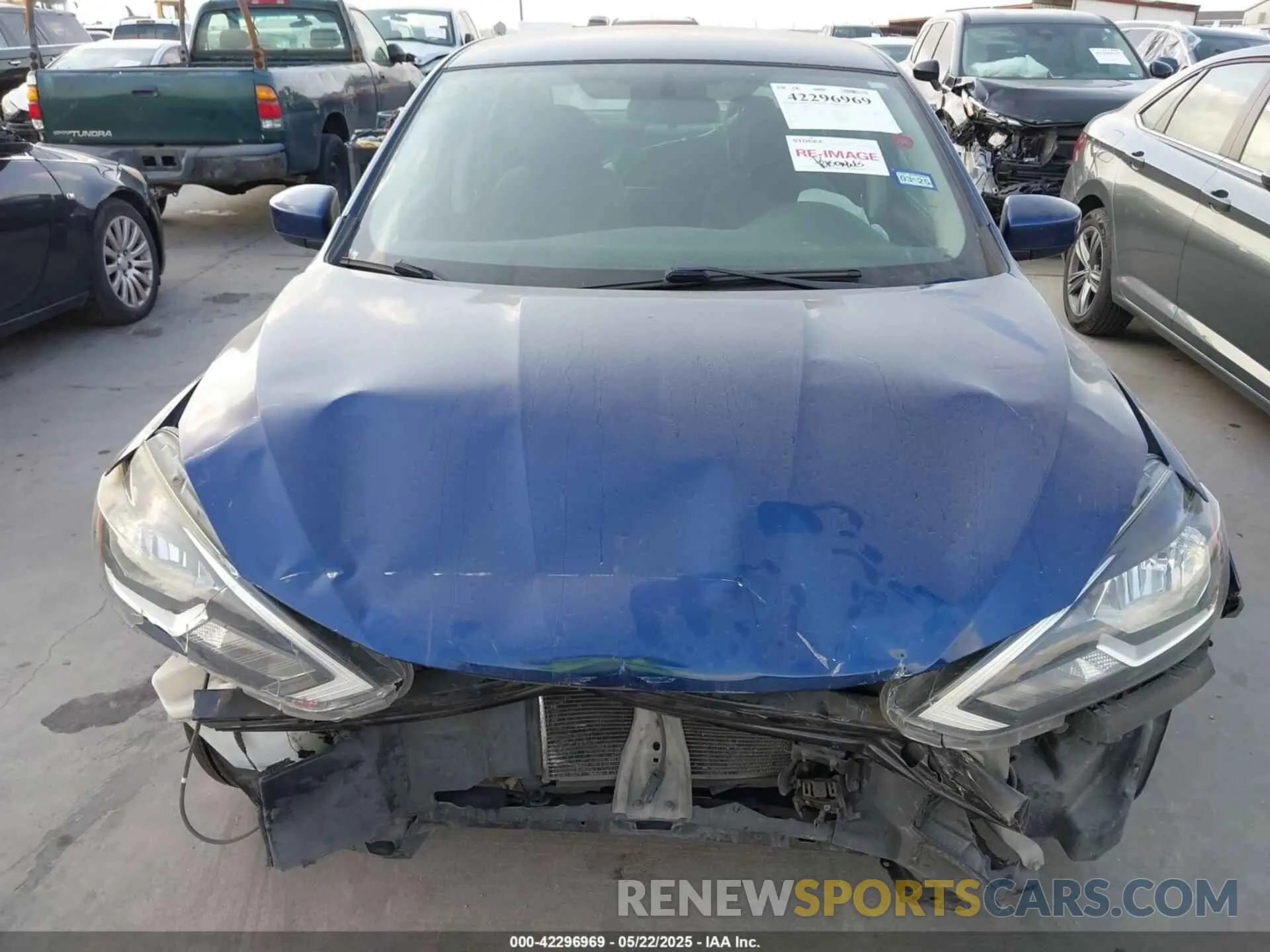 12 fotografías del automóvil dañado 3N1AB7AP8KY242095 NISSAN SENTRA 2019