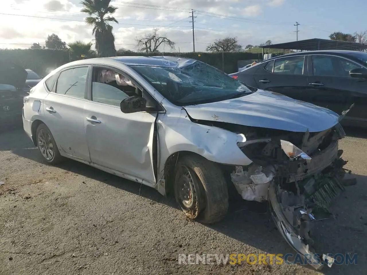 4 fotografías del automóvil dañado 3N1AB7AP8KY265912 NISSAN SENTRA 2019