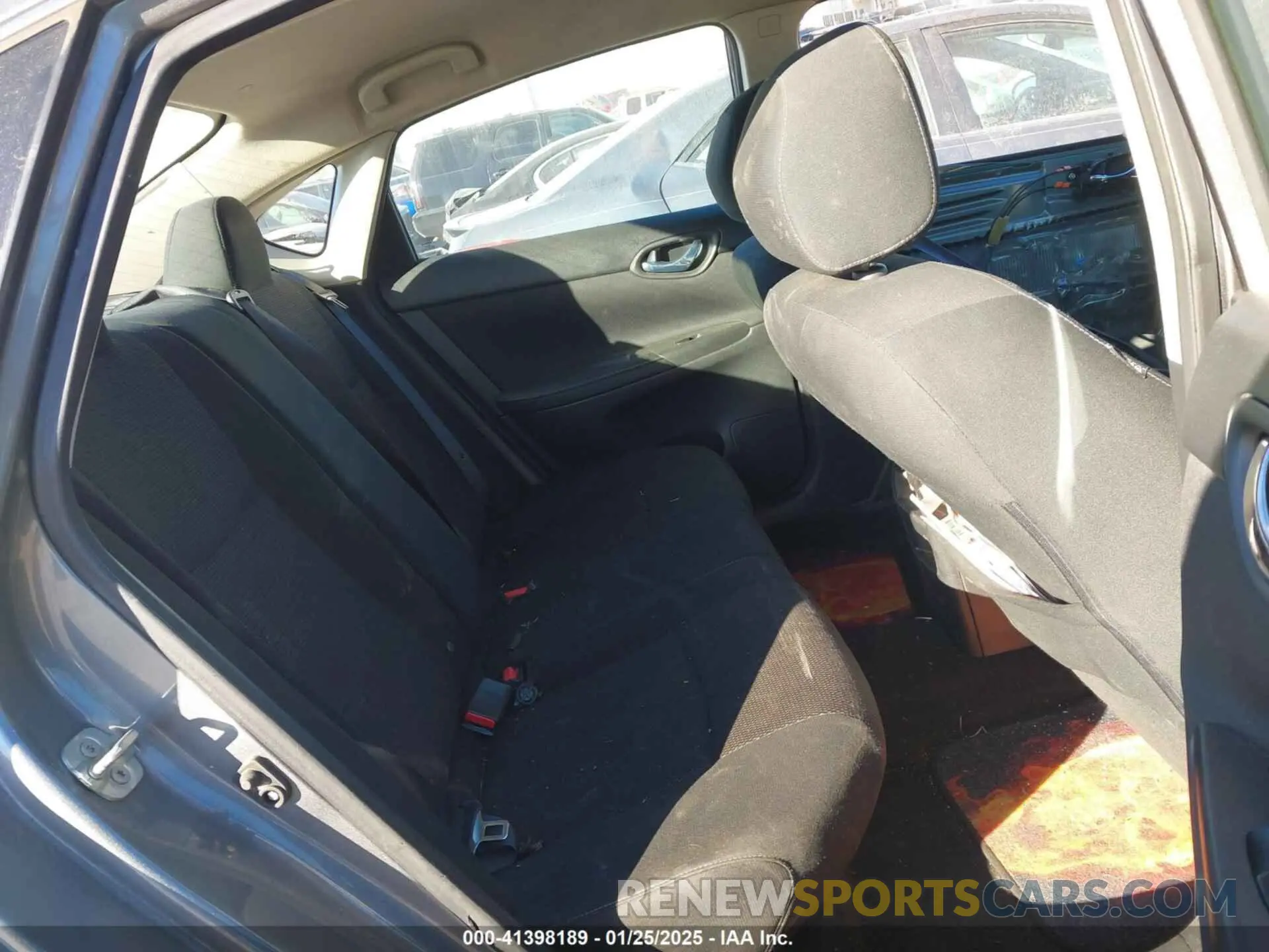 8 fotografías del automóvil dañado 3N1AB7AP8KY270981 NISSAN SENTRA 2019