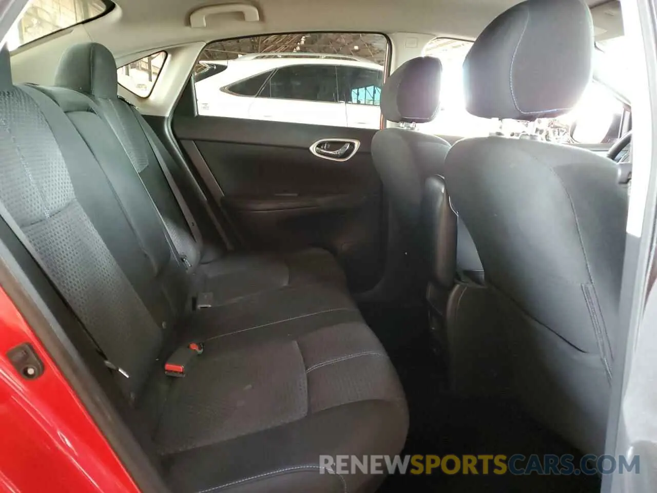 10 fotografías del automóvil dañado 3N1AB7AP8KY301680 NISSAN SENTRA 2019