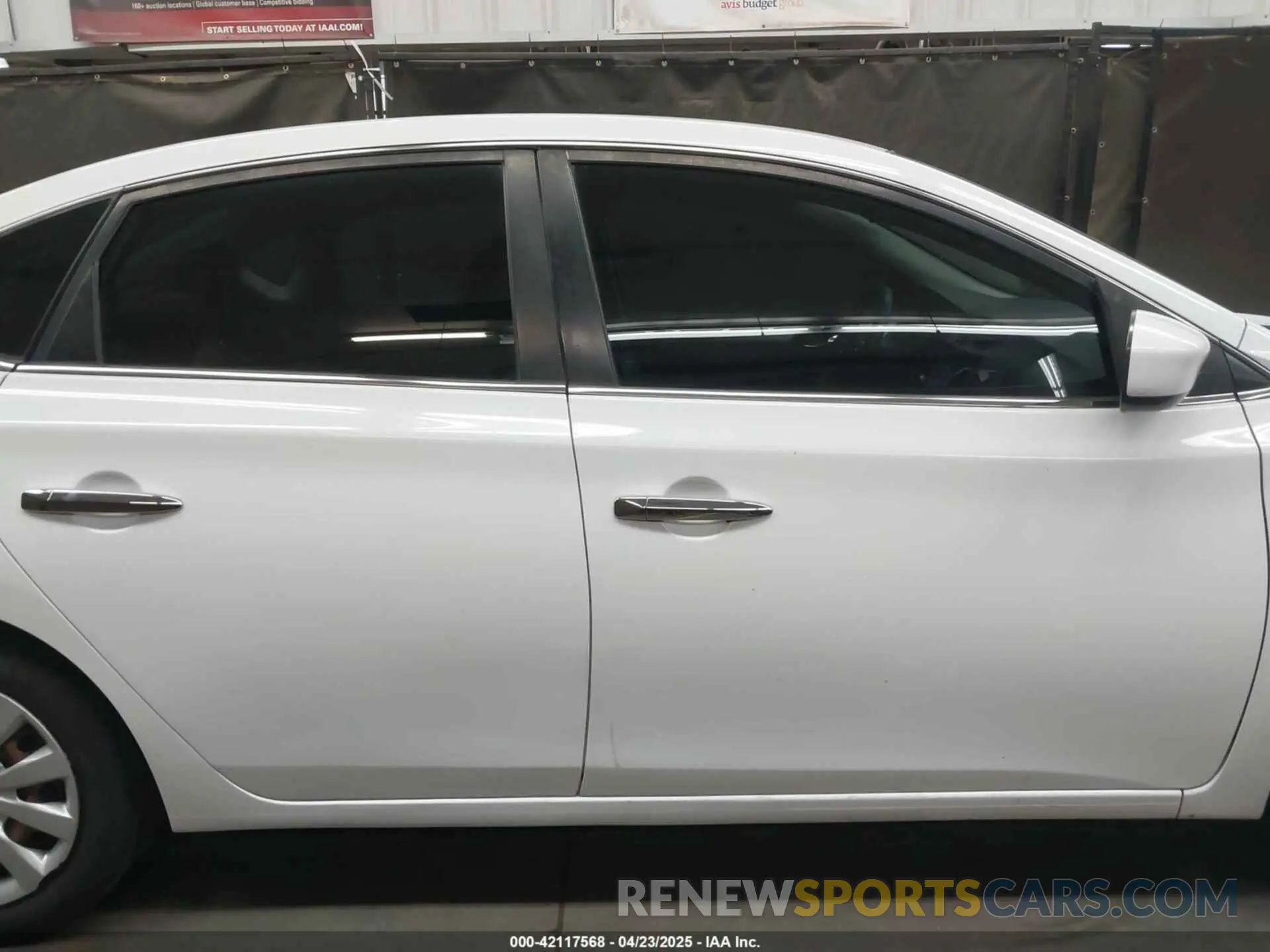 14 fotografías del automóvil dañado 3N1AB7AP8KY302182 NISSAN SENTRA 2019