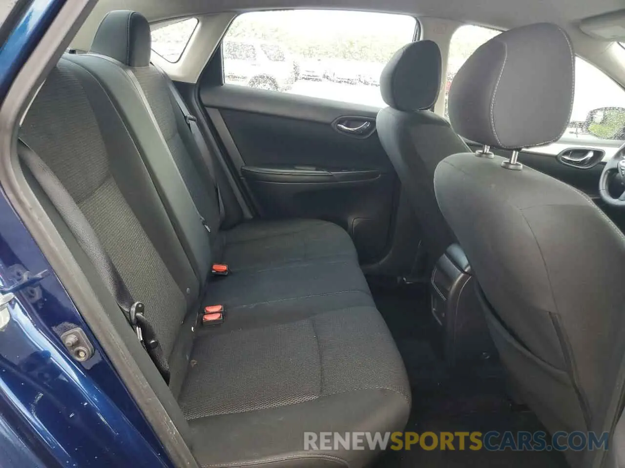 10 fotografías del automóvil dañado 3N1AB7AP8KY332881 NISSAN SENTRA 2019