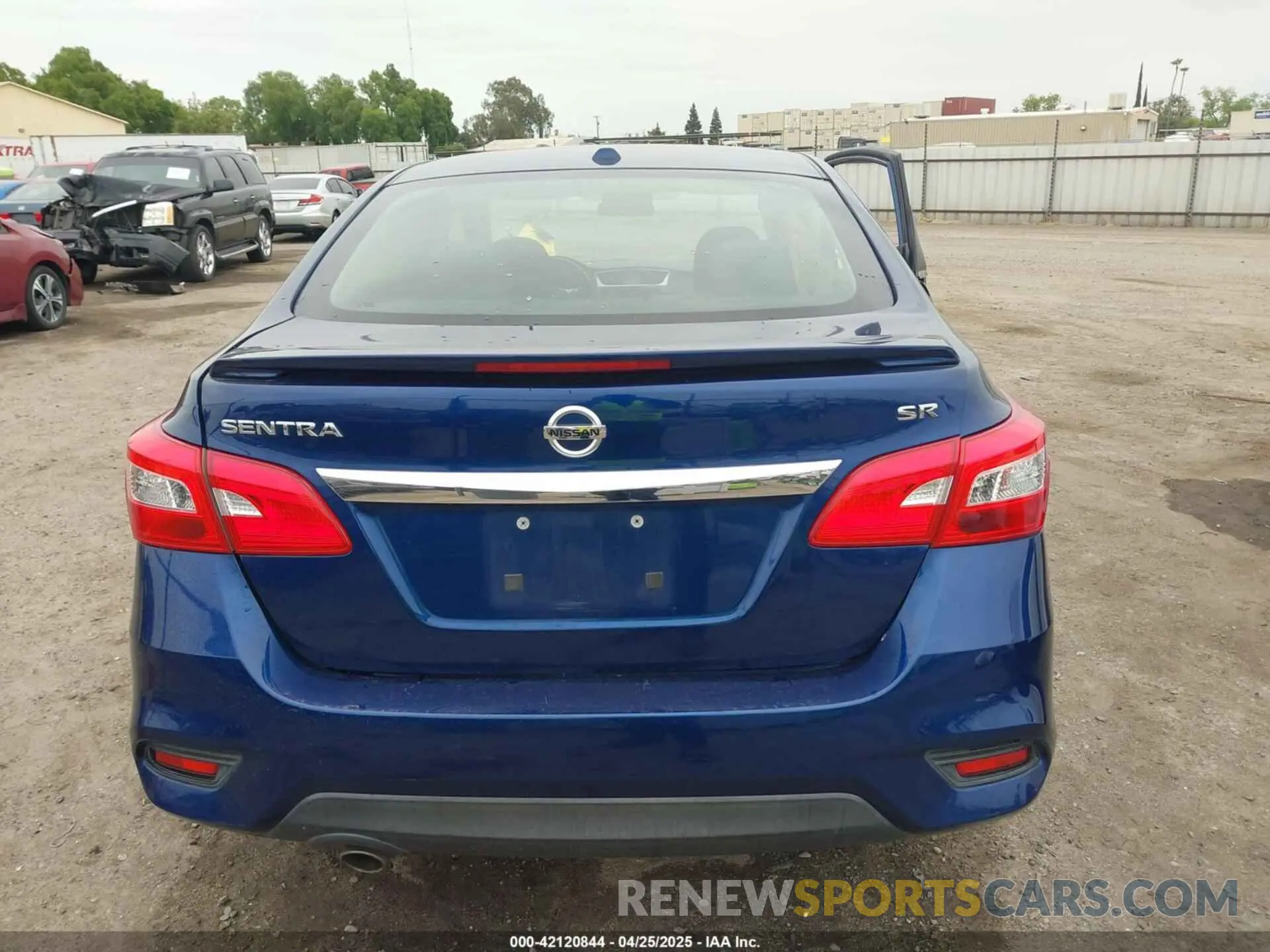 16 fotografías del automóvil dañado 3N1AB7AP8KY342231 NISSAN SENTRA 2019