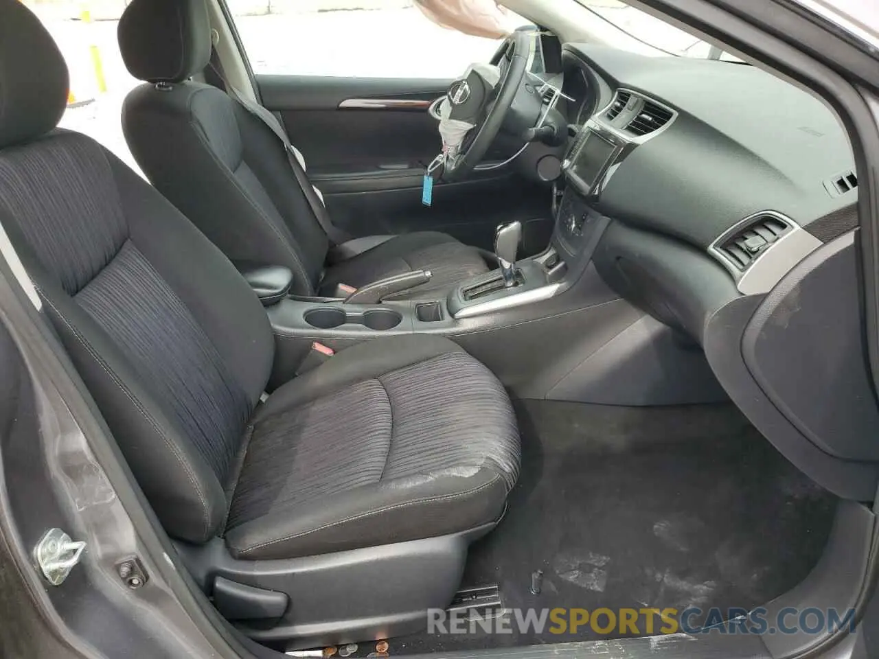 7 fotografías del automóvil dañado 3N1AB7AP8KY348465 NISSAN SENTRA 2019