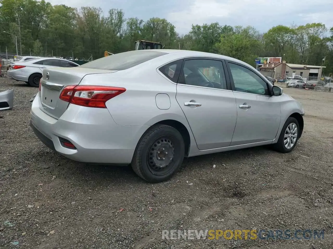 3 fotografías del automóvil dañado 3N1AB7AP8KY358476 NISSAN SENTRA 2019