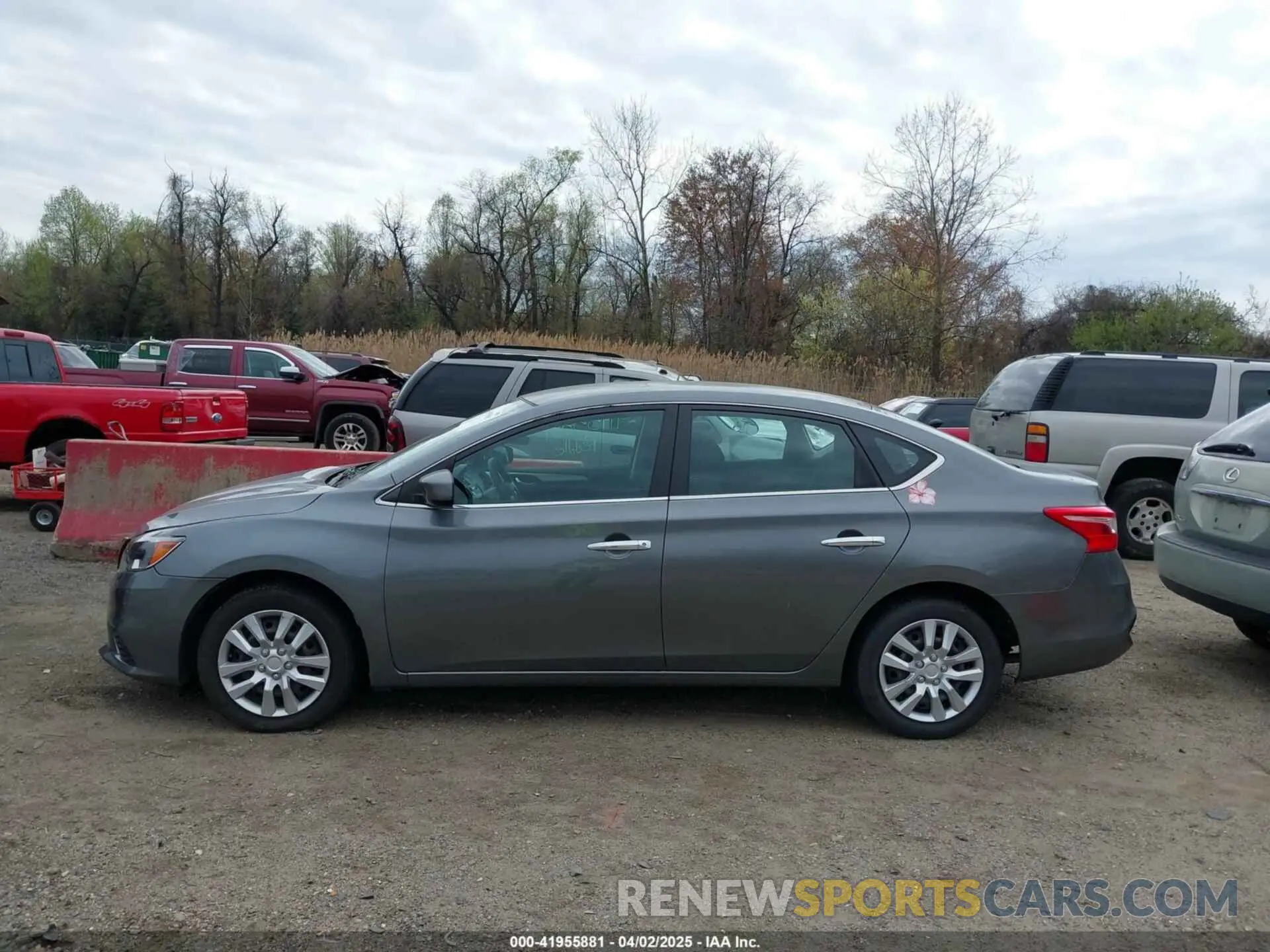 14 fotografías del automóvil dañado 3N1AB7AP8KY373723 NISSAN SENTRA 2019