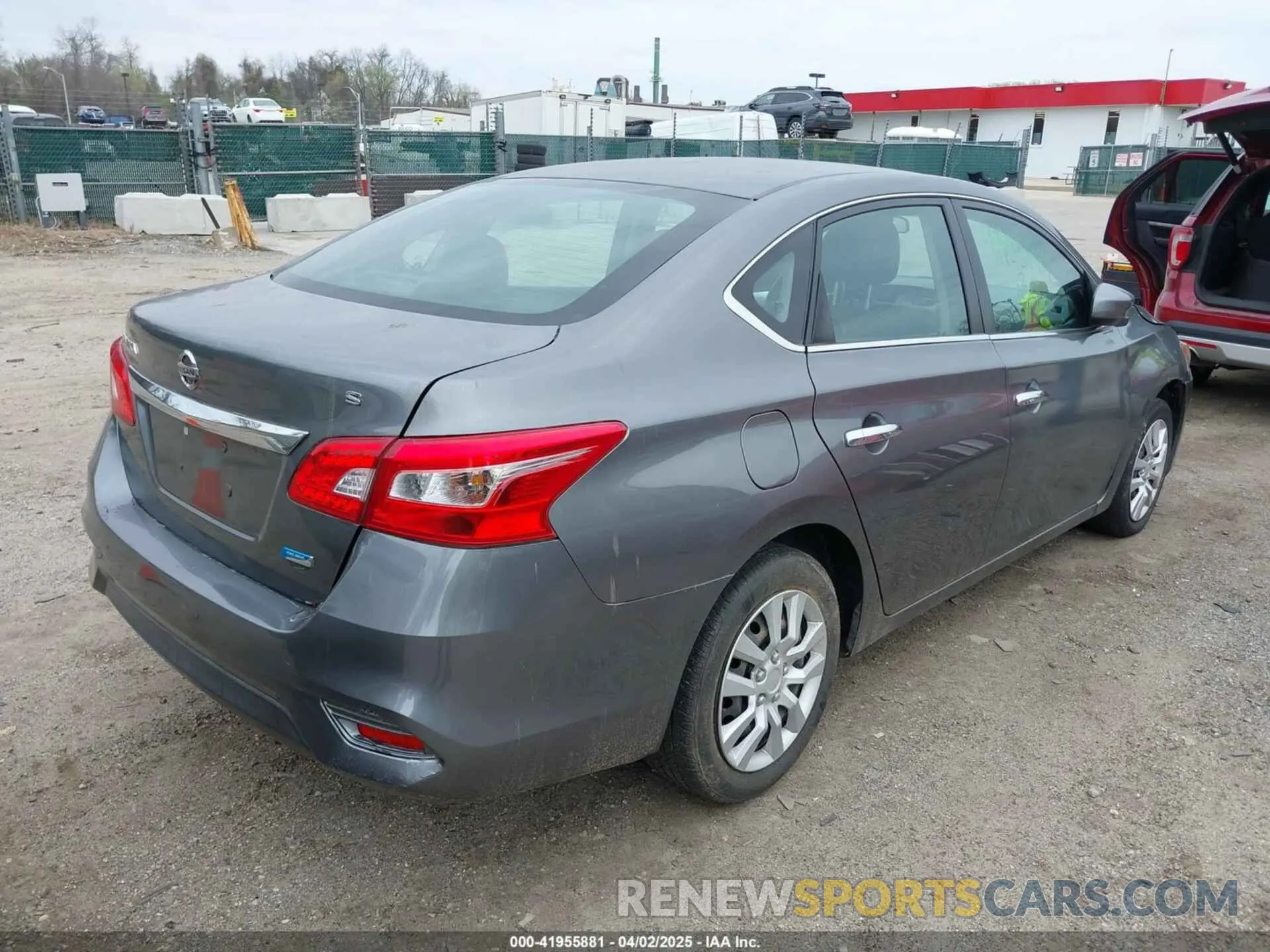 4 fotografías del automóvil dañado 3N1AB7AP8KY373723 NISSAN SENTRA 2019