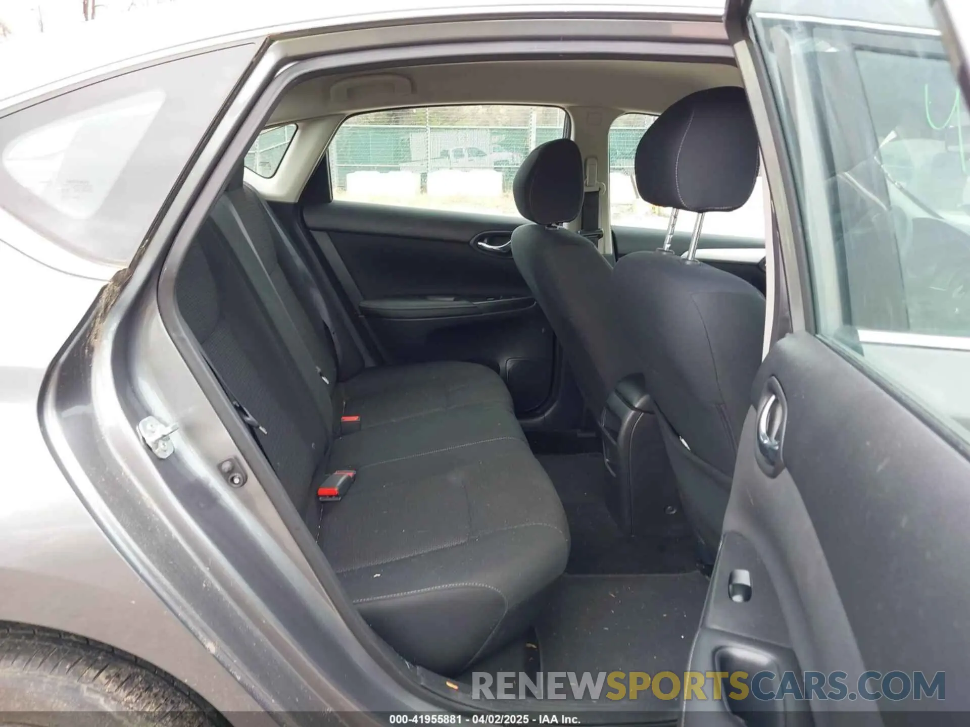 8 fotografías del automóvil dañado 3N1AB7AP8KY373723 NISSAN SENTRA 2019