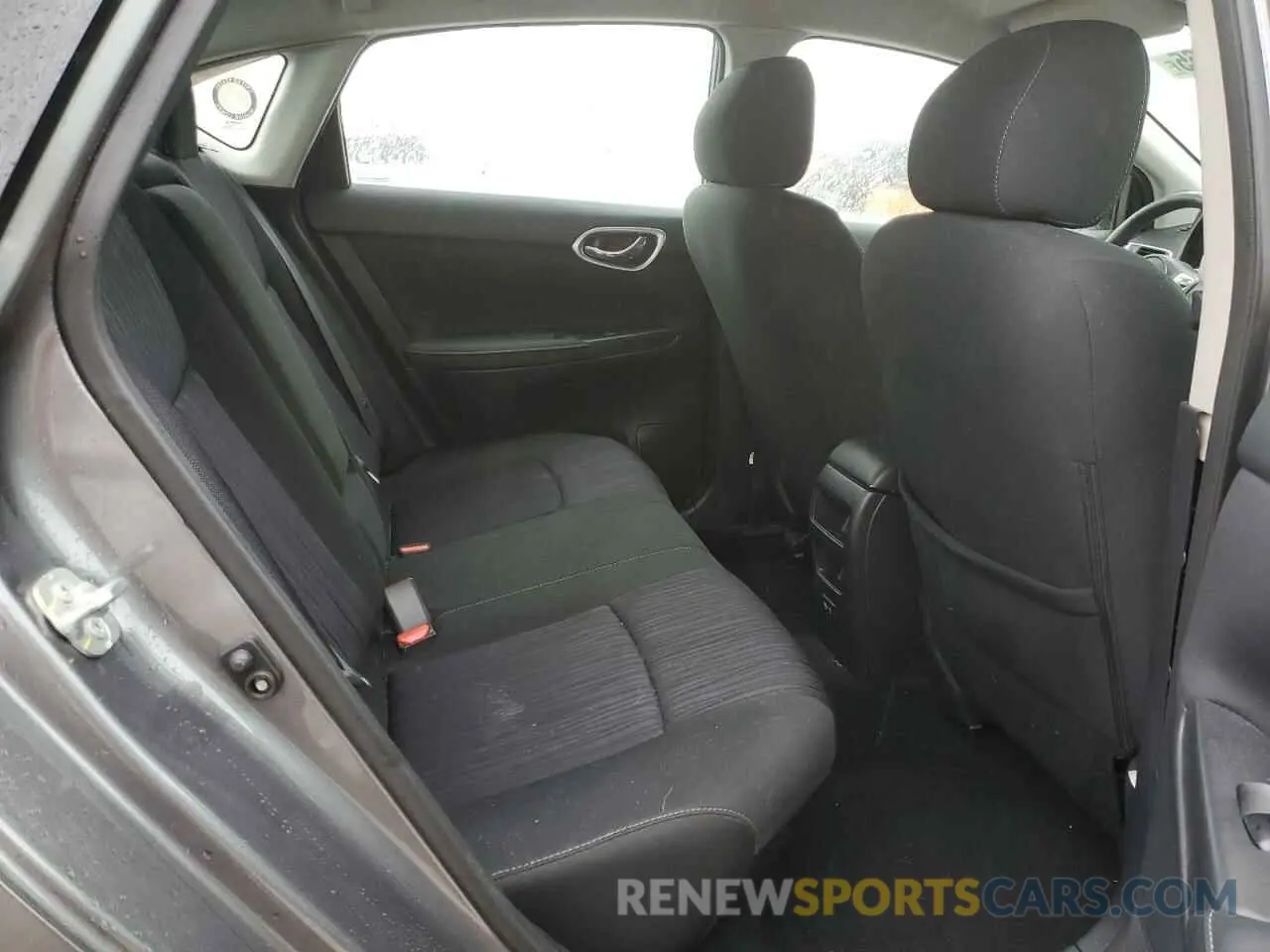 10 fotografías del automóvil dañado 3N1AB7AP8KY376055 NISSAN SENTRA 2019