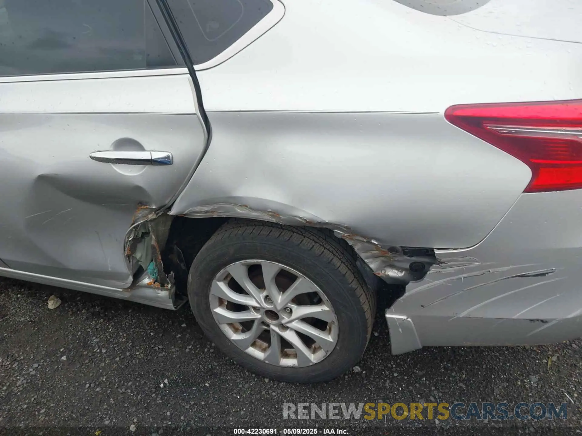 6 fotografías del automóvil dañado 3N1AB7AP8KY392790 NISSAN SENTRA 2019