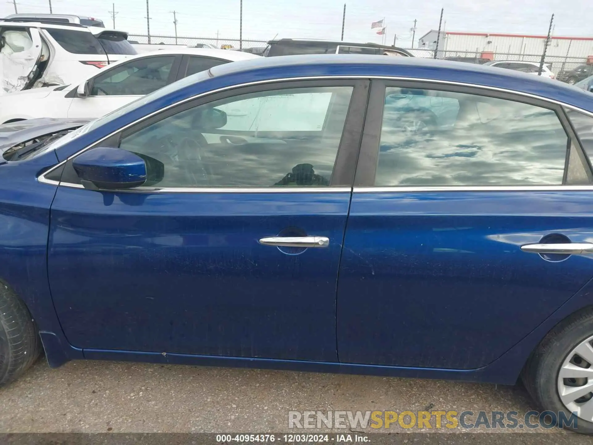 14 fotografías del automóvil dañado 3N1AB7AP8KY400368 NISSAN SENTRA 2019