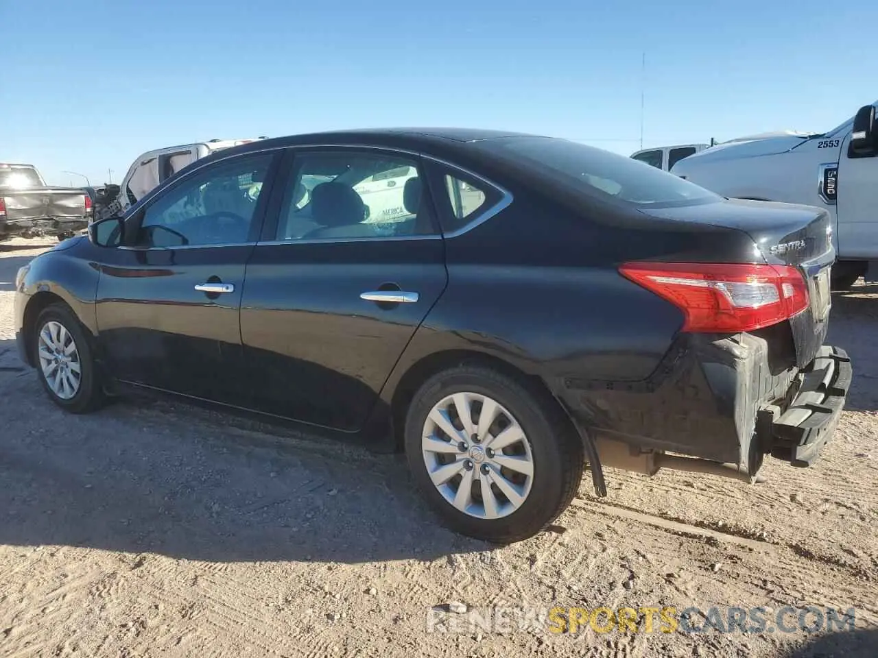 2 fotografías del automóvil dañado 3N1AB7AP8KY401679 NISSAN SENTRA 2019