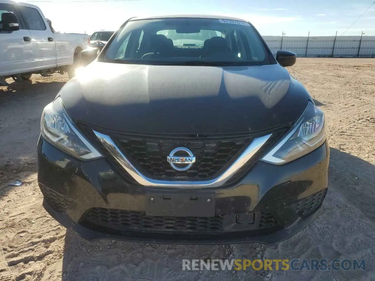 5 fotografías del automóvil dañado 3N1AB7AP8KY401679 NISSAN SENTRA 2019